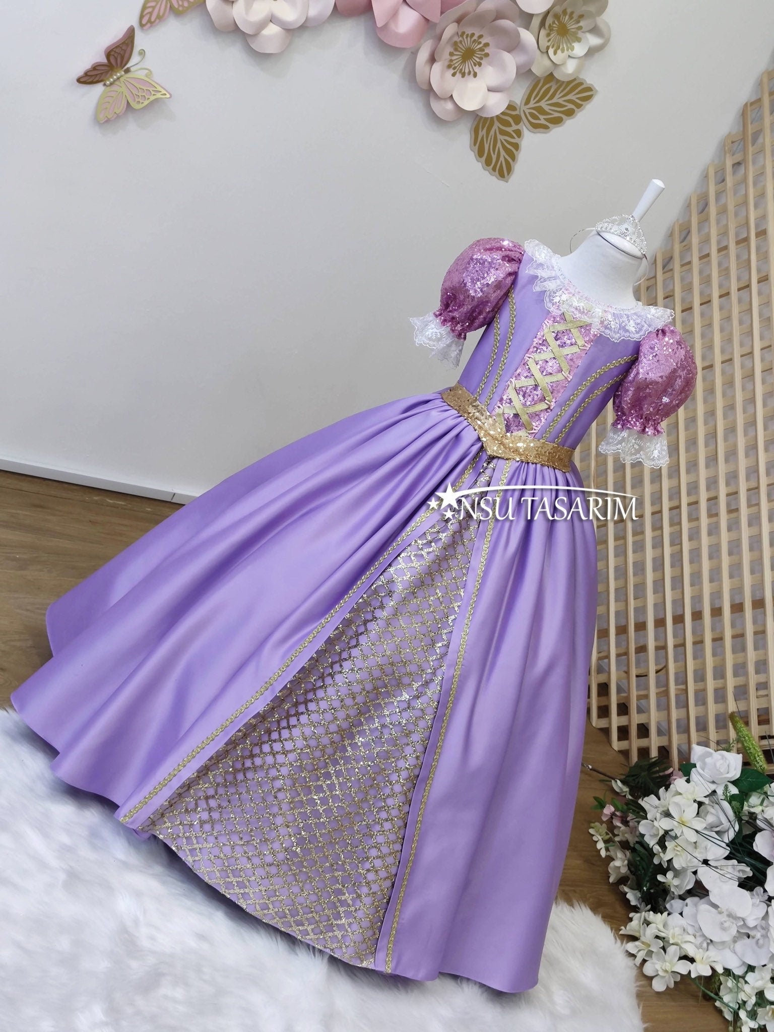 Princess Rapunzel Dress. Rapunzel theme dress.