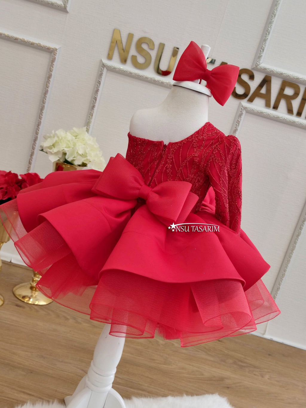 red Party dress. For special occasion. Handmade!