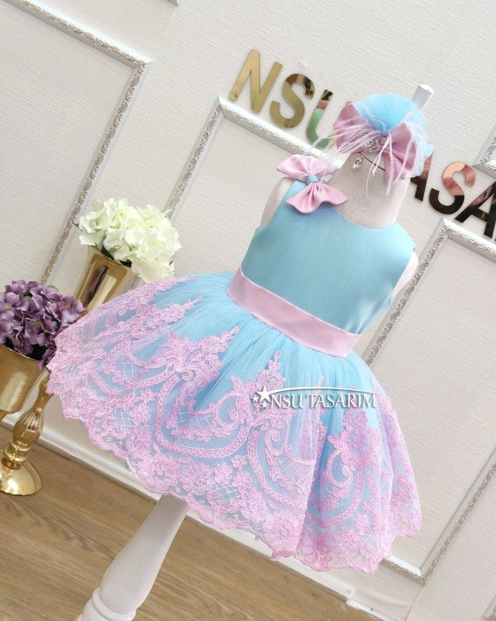 Tiffany blue baby dress for special occasion . Baby girl dress . 1st Birthday dress. Princess tiffany blue dress