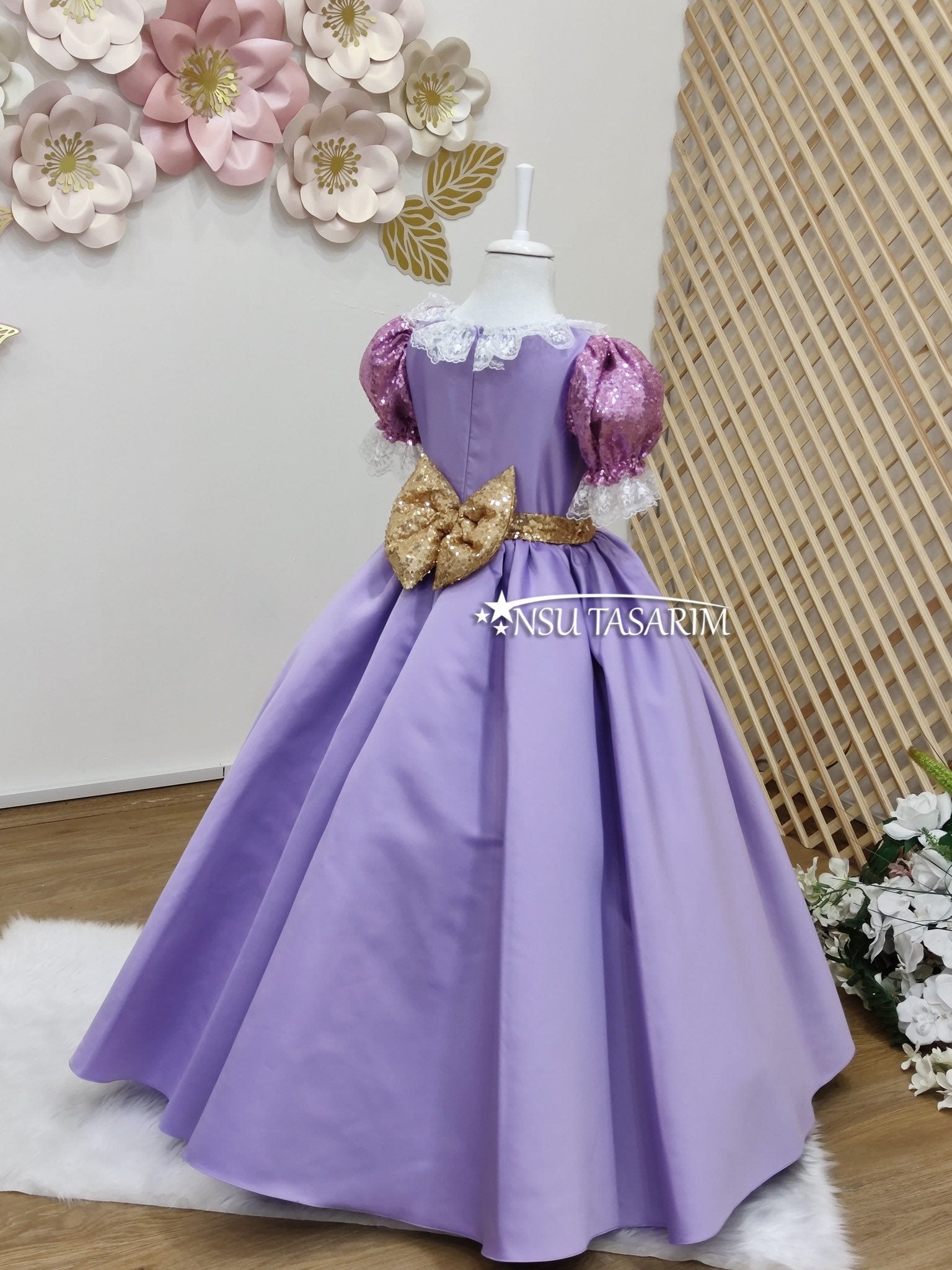 Rapunzel costume. For special occasion, long toddler gown, Rapunzel princess gown