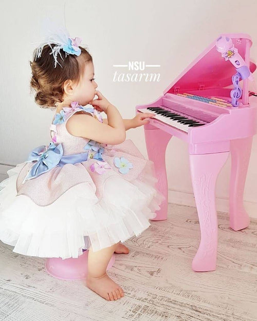 1st birthday dress. Baby girl dress. Birthday dress. 3d flowers dress. For special occasion