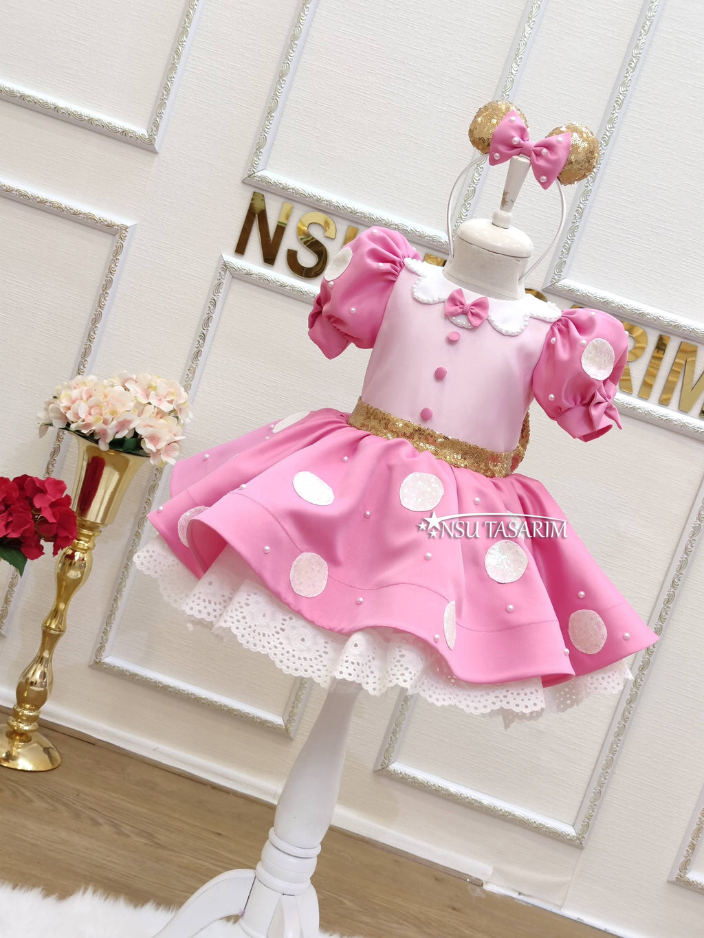 Pink Minnie Mouse dress. Baby girl dress.