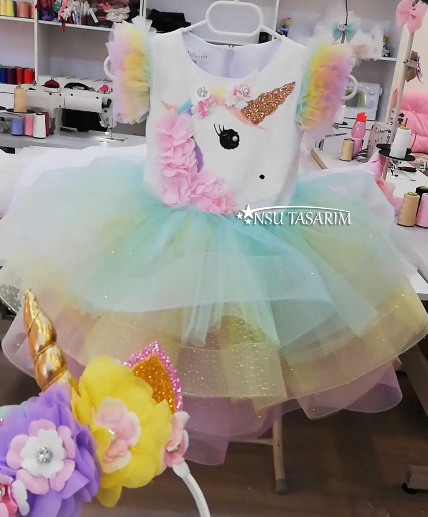 Unicorn birthday dress. Applique top. 3d flowers. Sparkle tulle. baby girl dress. For special occasion.