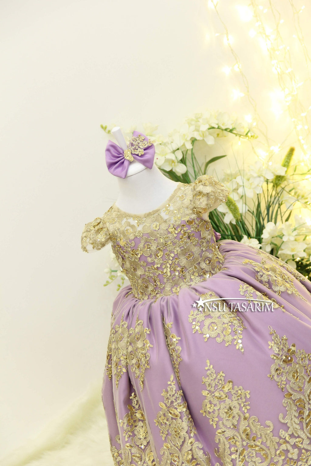 Baby Princess lilac party dress. Lavender and golden dress. Full length. Lavender and Sparkle gold lace. For special occasion.