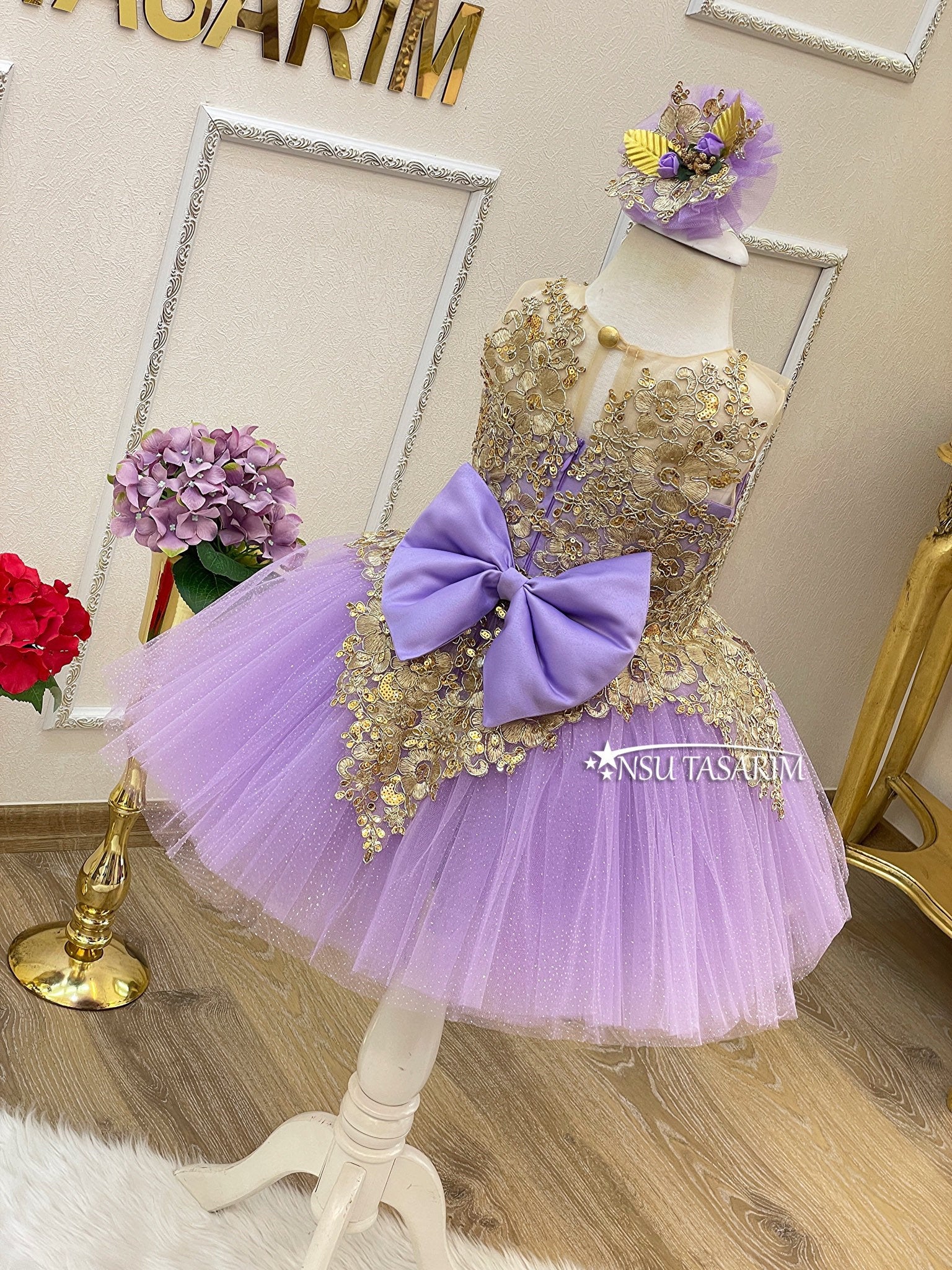 1st birthday dress baby girl. Lavender and gold baby girl dress Party dress. For special occasion. Handmade!