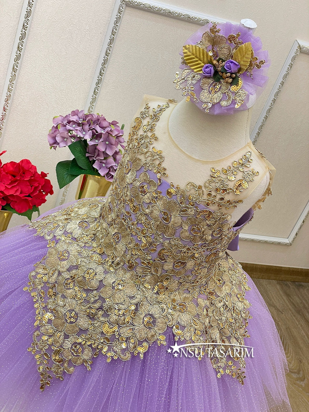 1st birthday dress baby girl. Lavender and gold baby girl dress Party dress. For special occasion. Handmade!
