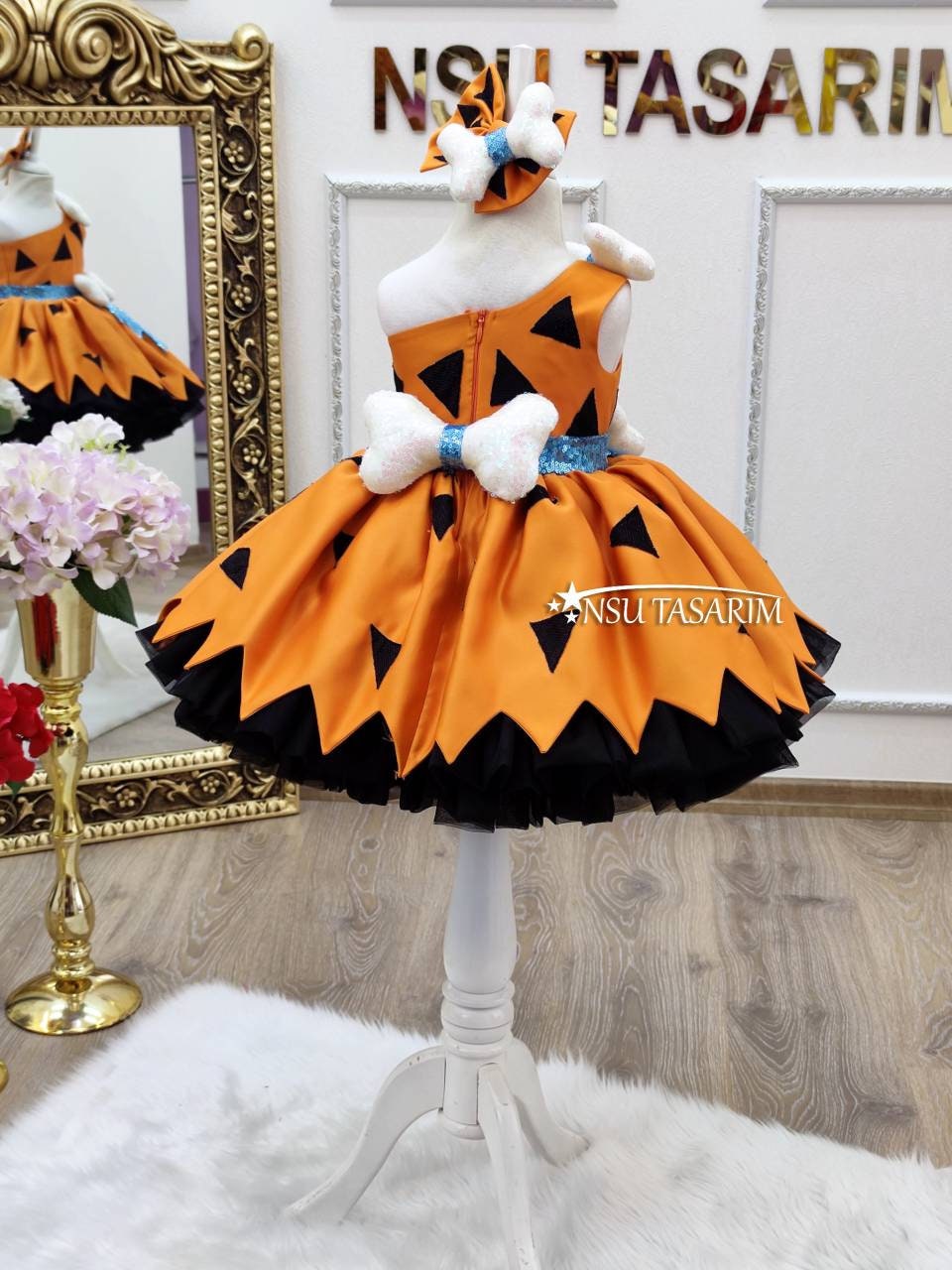 Pebble birthday dress. Pebbles halloween dress. For special occasion. Handmade!