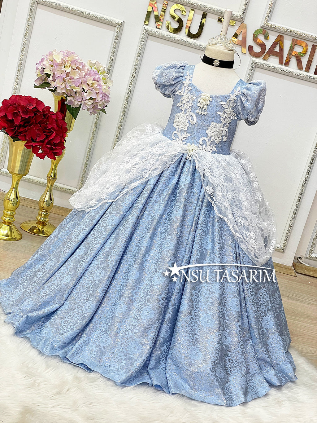 Cinderella costume . Baby girl dress. Cinderella princess birthday dress. Sparkle cinderella dress. For special occasion. Handmade!