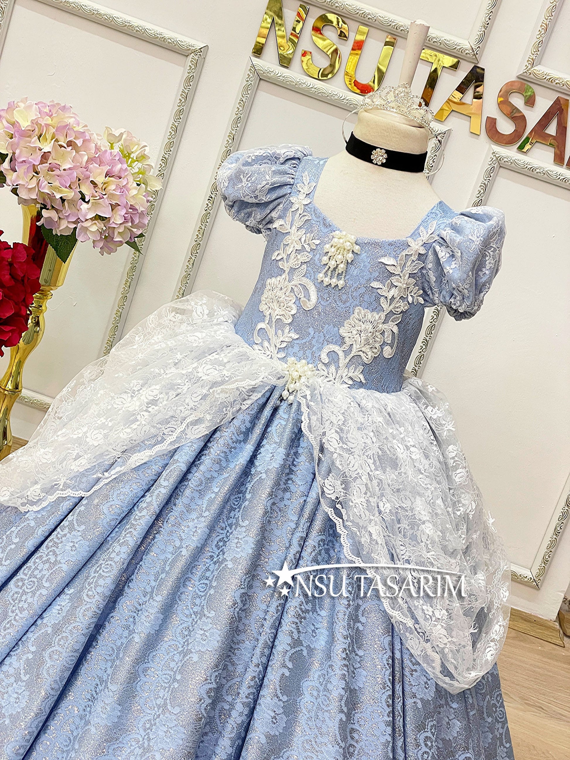 Cinderella costume . Baby girl dress. Cinderella princess birthday dress. Sparkle cinderella dress. For special occasion. Handmade!