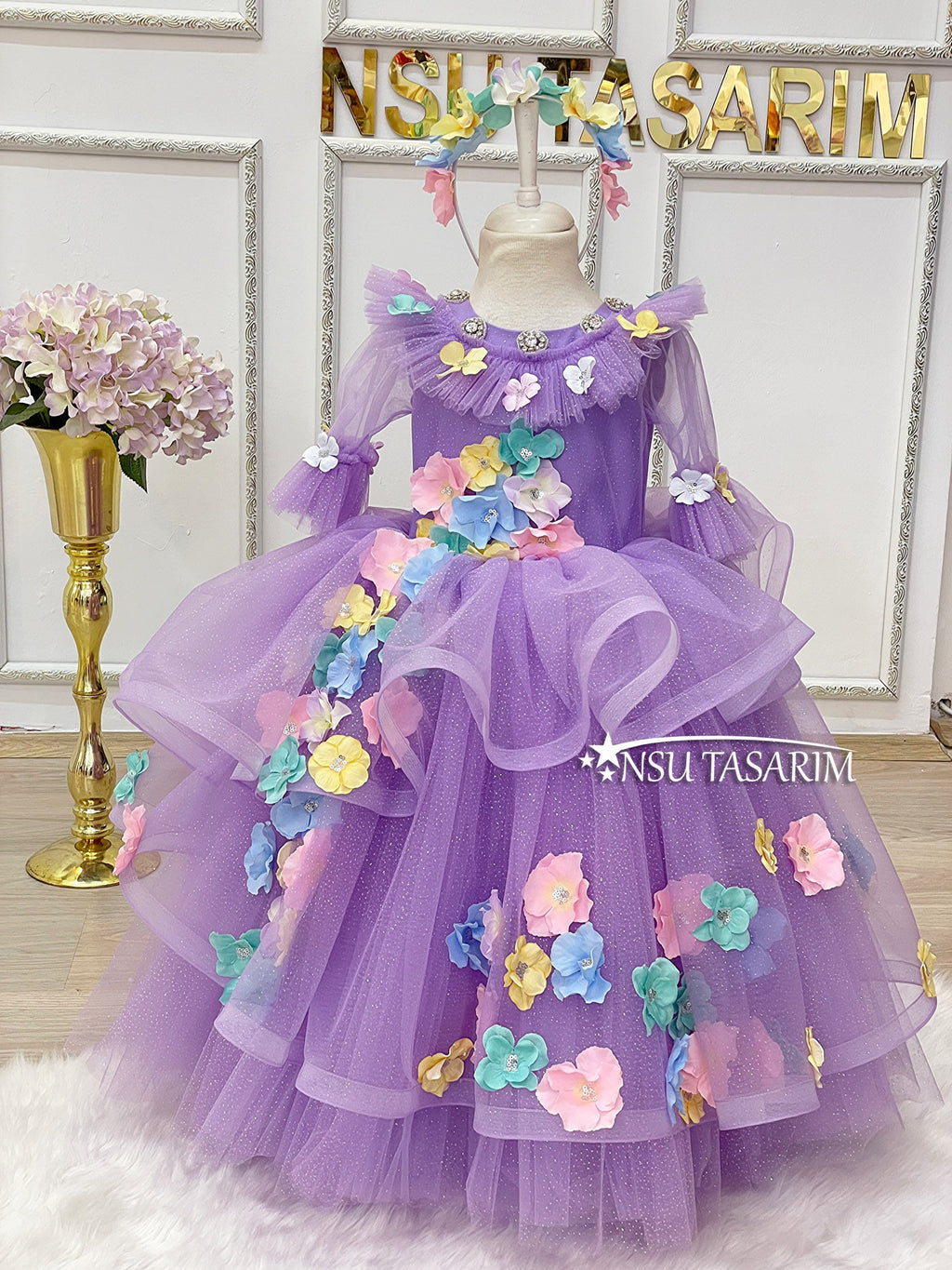 Isabella dress. Isabella theme dress. Isabella costume. Madrigal ısabella dress, long toddler gown, ısabella princess gown