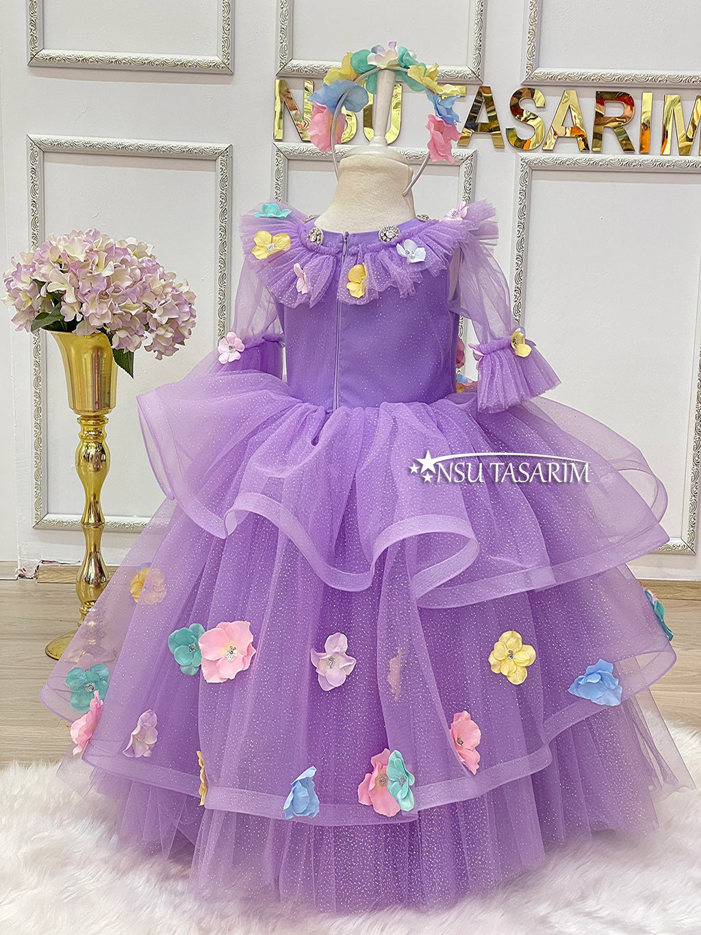 Isabella dress. Isabella theme dress. Isabella costume. Madrigal ısabella dress, long toddler gown, ısabella princess gown