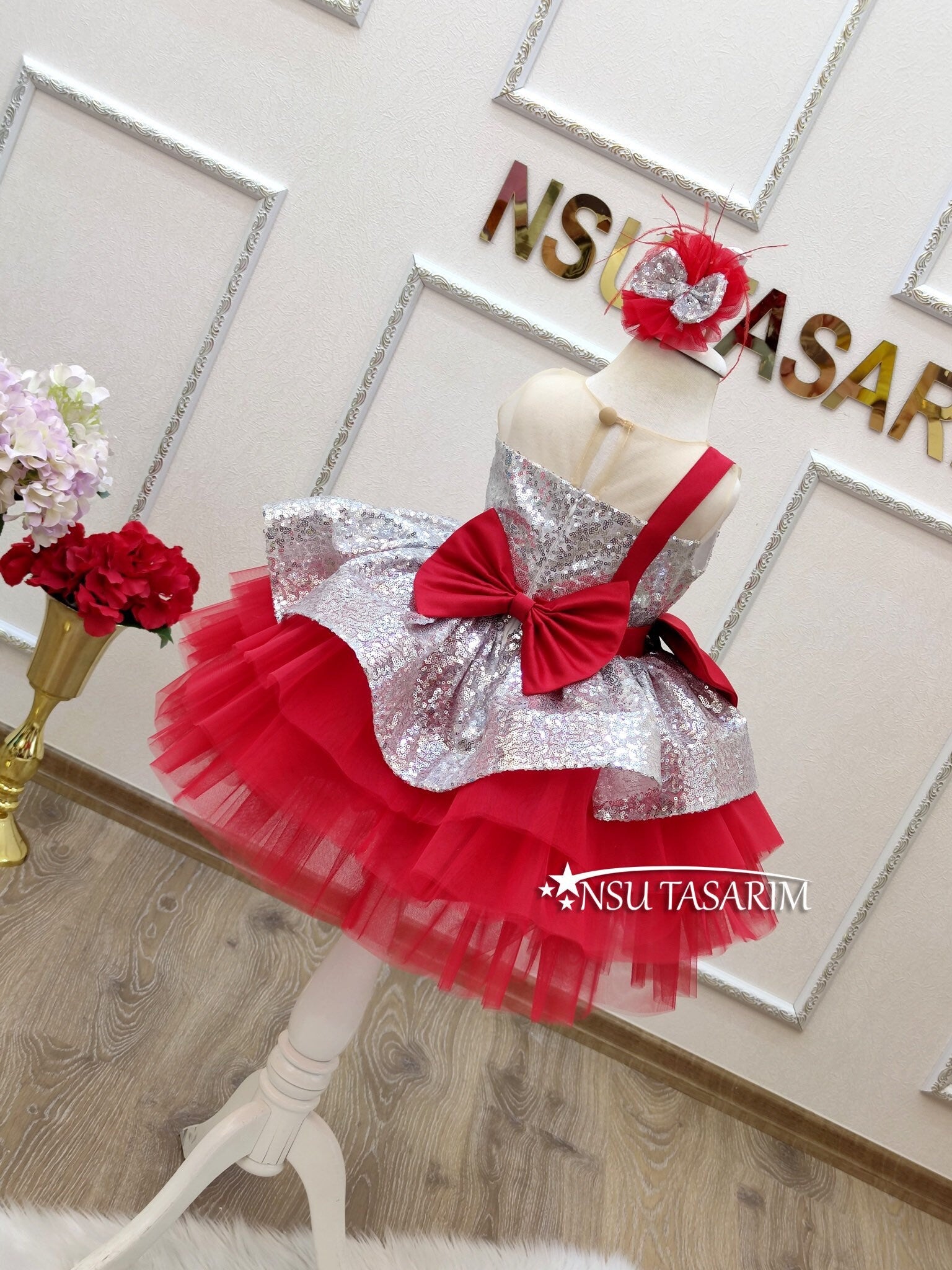 Christmas dress. Gift package. Baby girl dress. Holiday dress. Silver Sparkle Christmas dress. Noelle dress. For special occasion. Handmade!