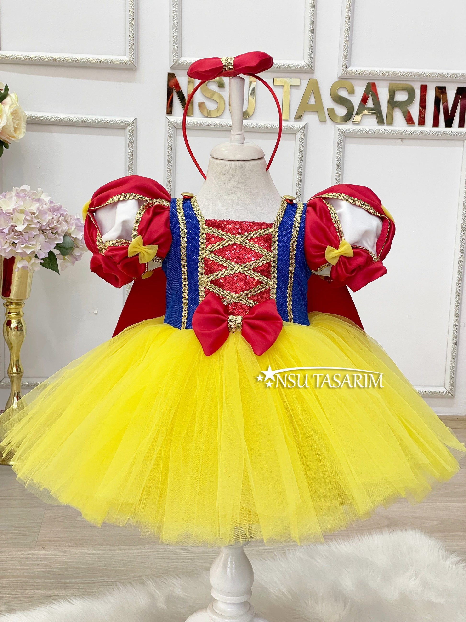 snow white birthday dress Princess snow white. Snow White dress, Snow White dress outfit, Birthday dress, Snow White costume dress for Birthday party, Handmade !