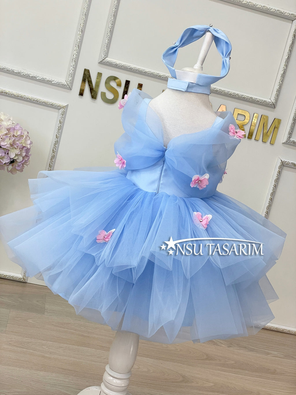 Cinderella costume back side full size