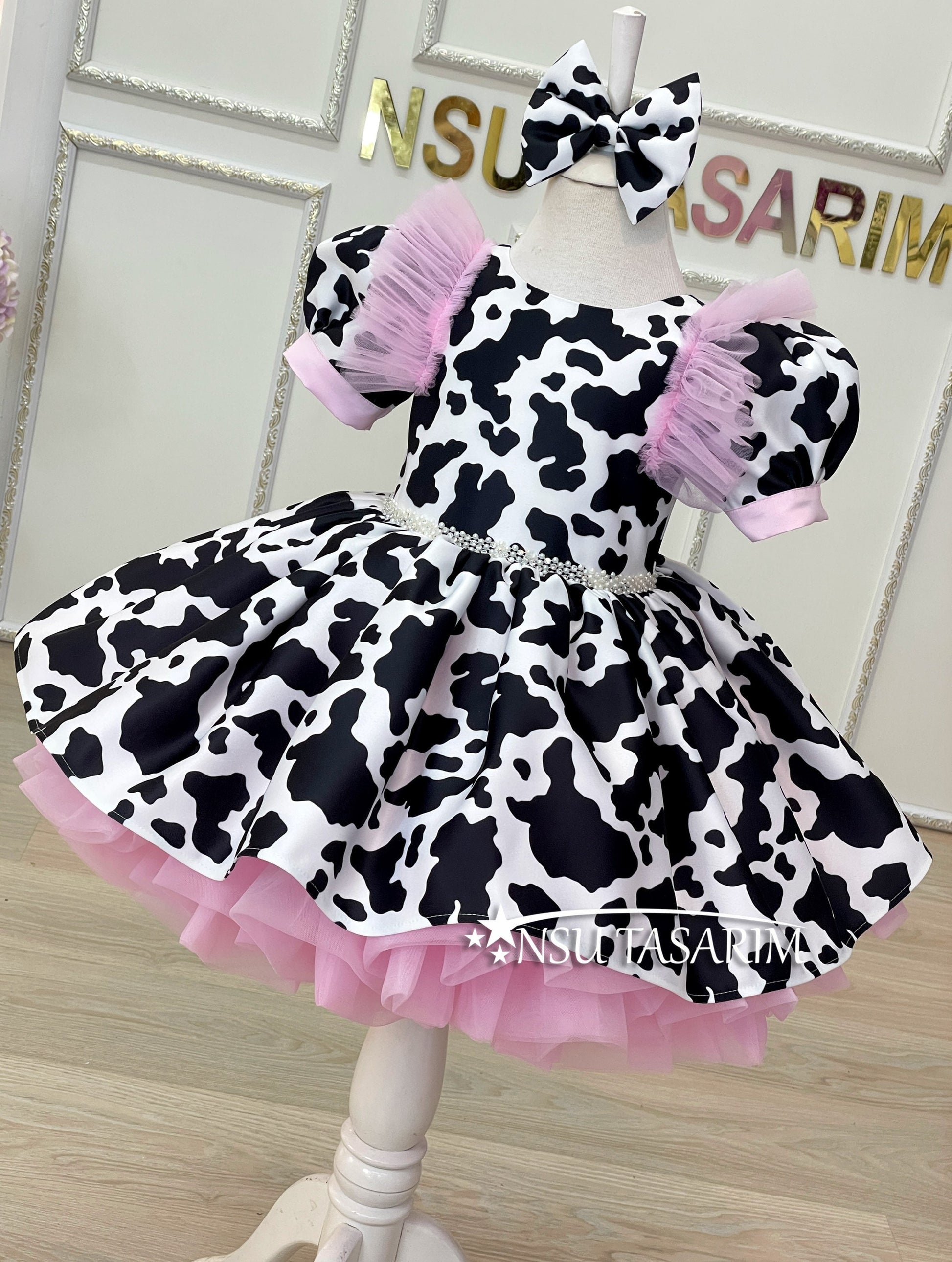 Cow theme costume. Cow costume. Baby girl dress.