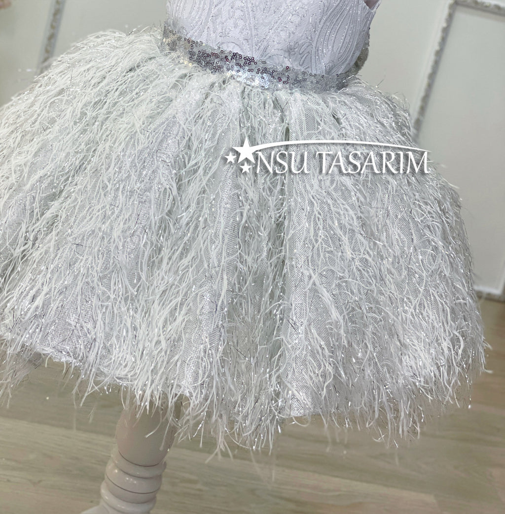 Silver baby girl dress. silver sparkle and feather skirt. Silver brithday dress. Birthday tutu dress. Silver shiny dress. Handmade!