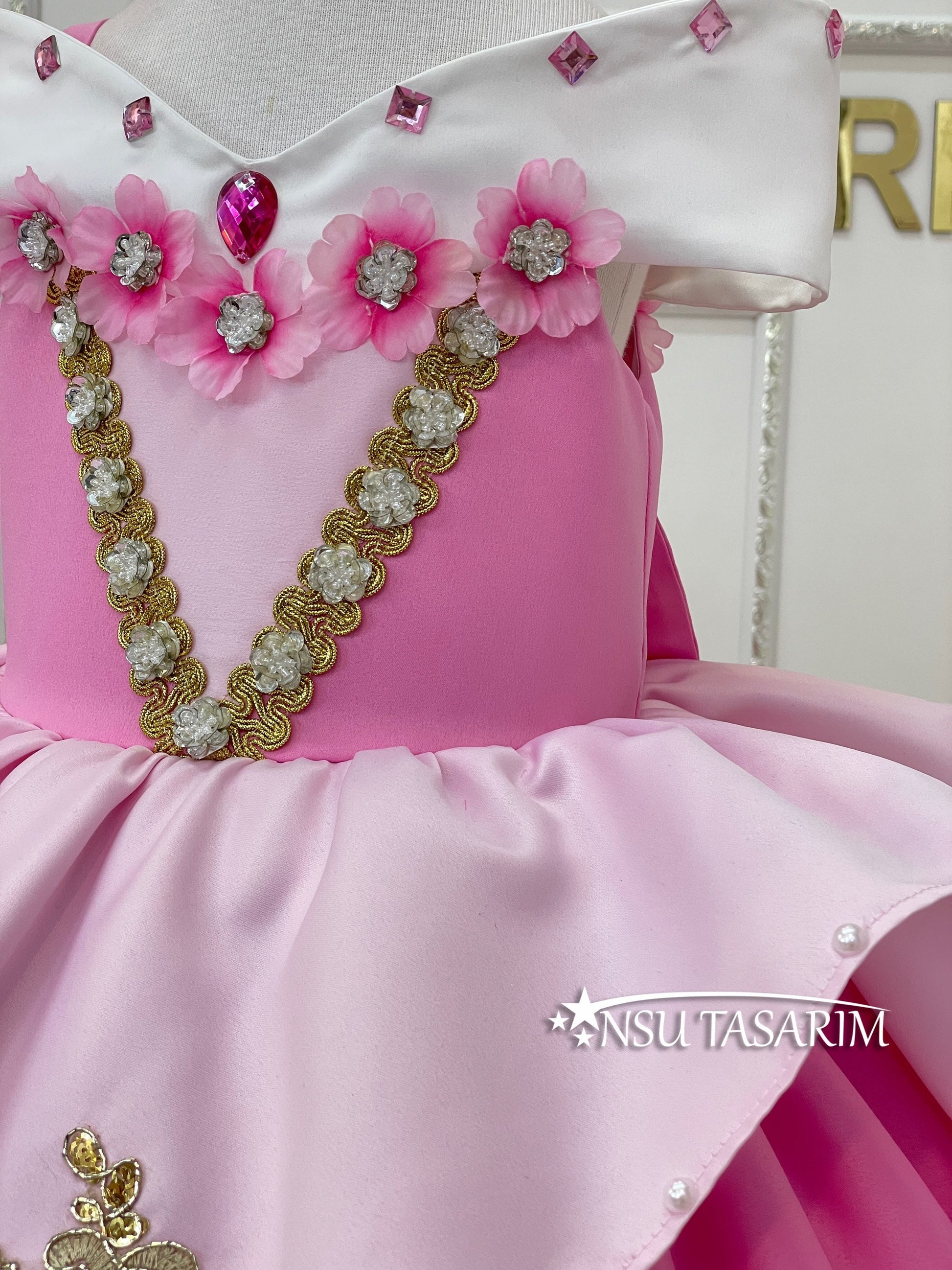 Sleeping Beauty Dress Aurora costume. Aurora princess birthday dress. Aurora Baby girl dress. Sparkle Aurora dress. Aurora Dress Toddler.