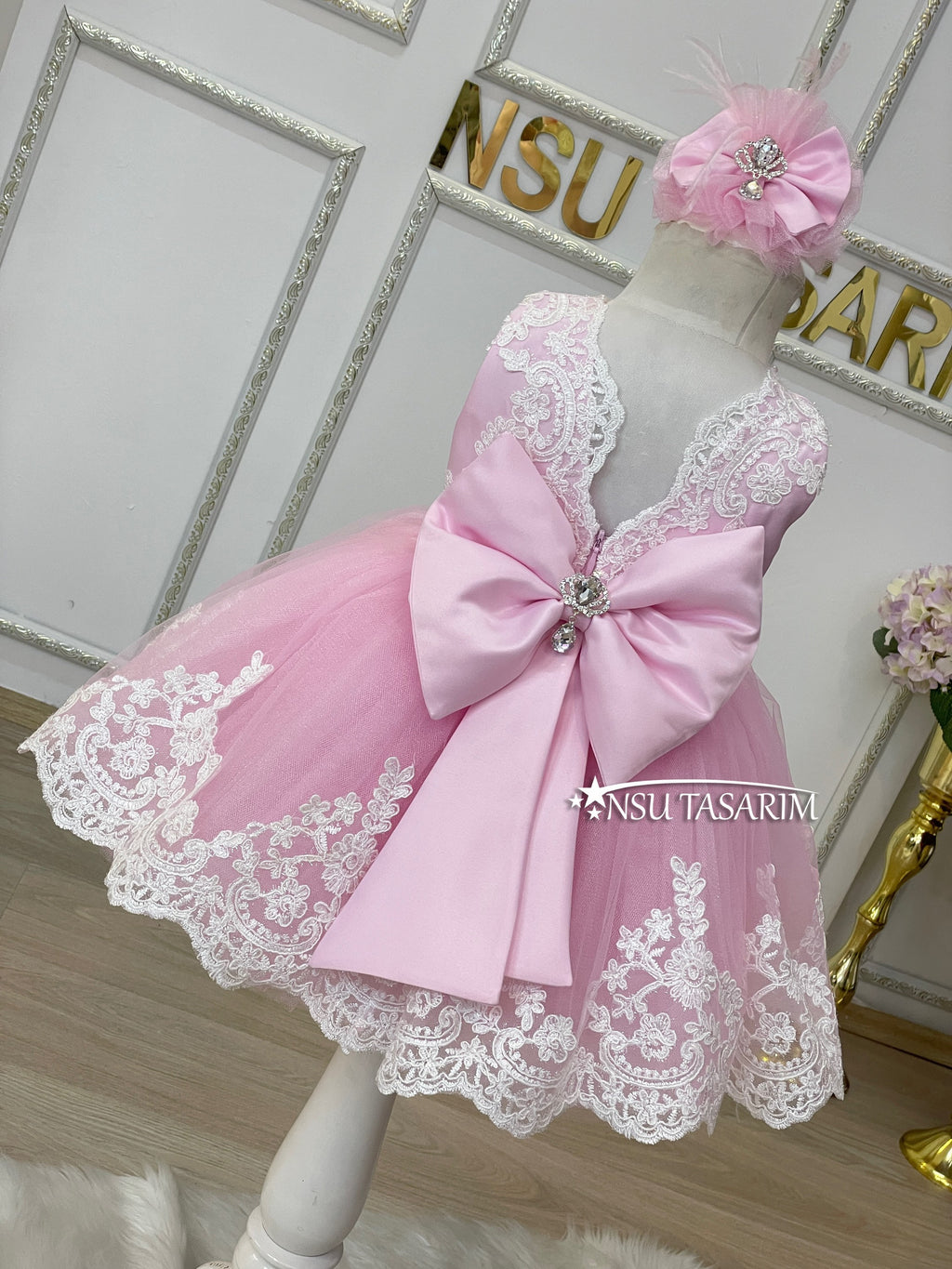 Baby girl dress. Birthday dress. For special occasion. 1st Birthday dress.