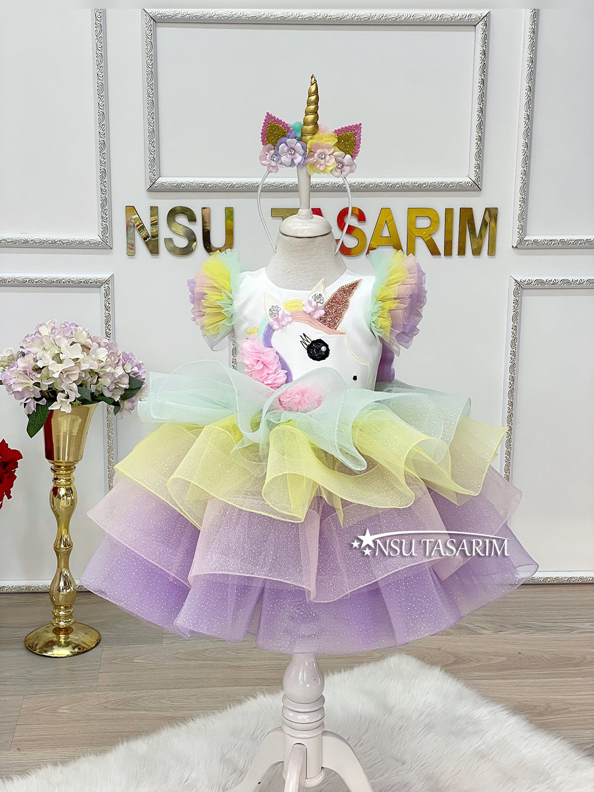 Unicorn birthday dress. Applique top. 3d flowers. Sparkle tulle. baby girl dress.