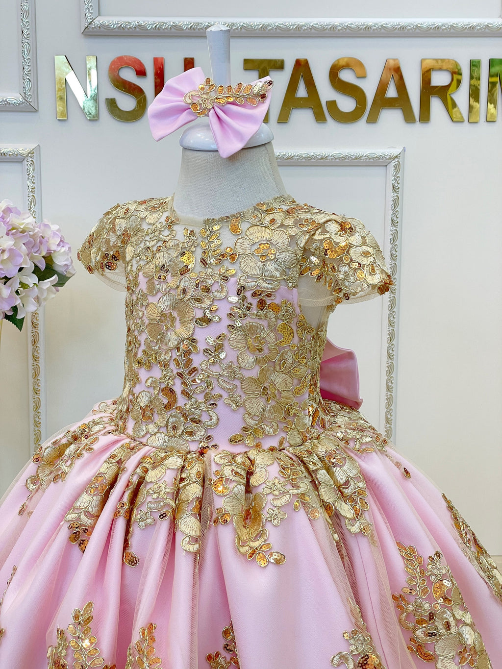 Full lenght Long tail high low, princess gown, couture gown.