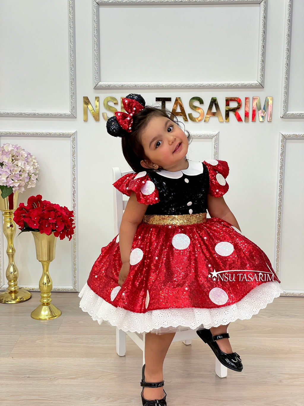 Red Minnie dress. Baby girl dress. Minnie mouse birthday dress.