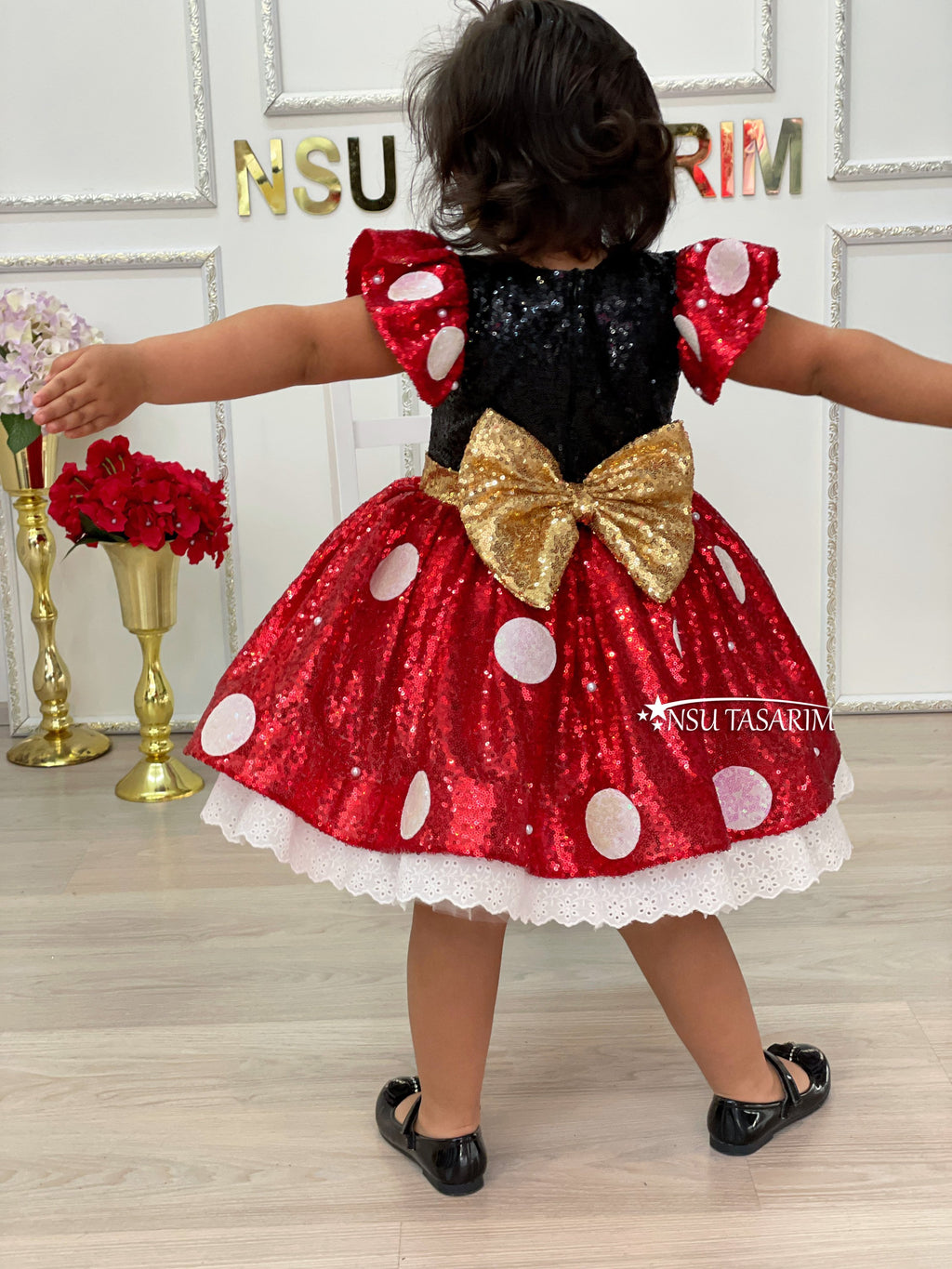 Red Minnie dress back bow