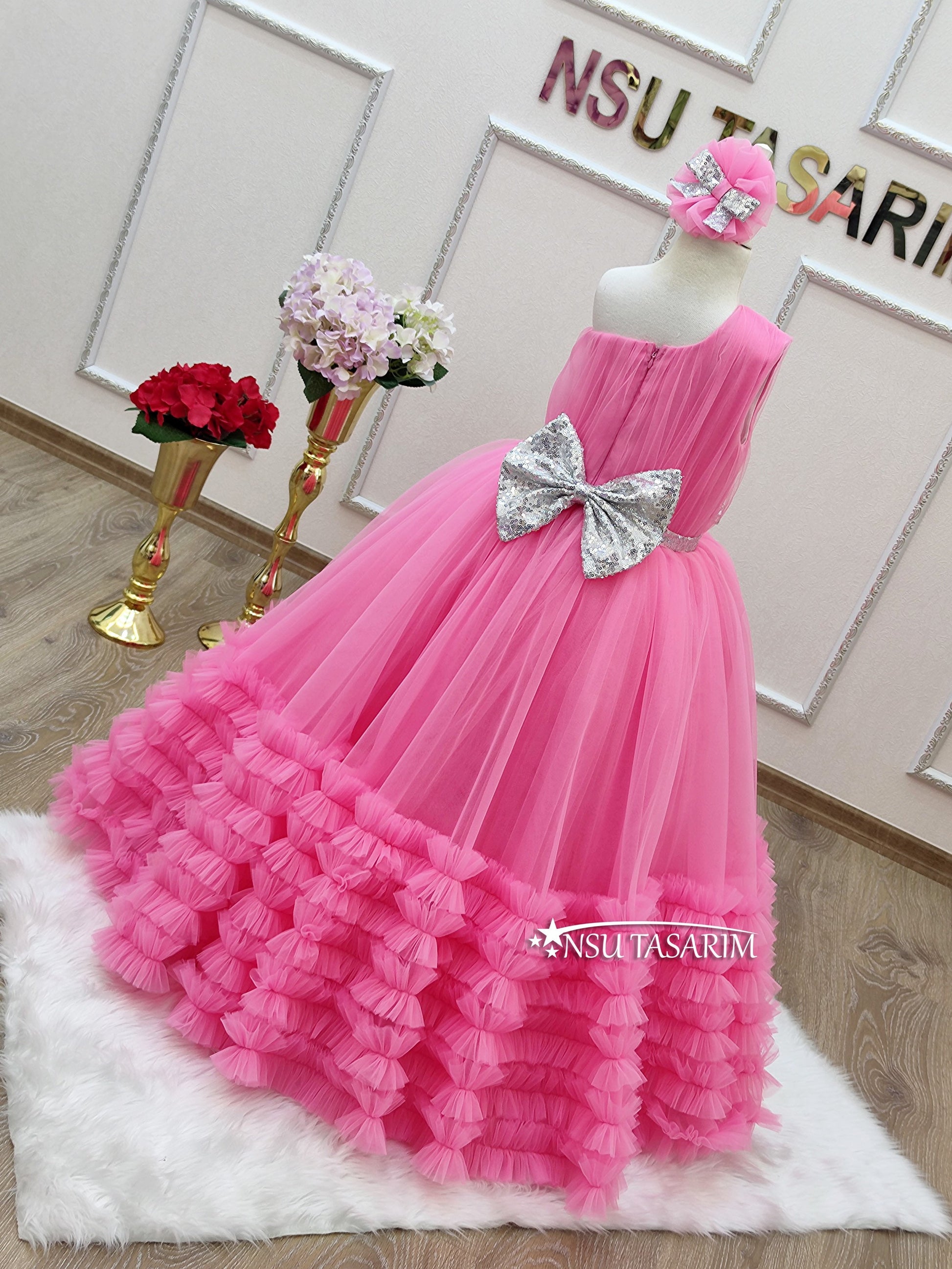 Baby girl dress. Hot pink and silver. Flower girl dress. Party dress. Baby girl Hot pink dress. For special occasion.