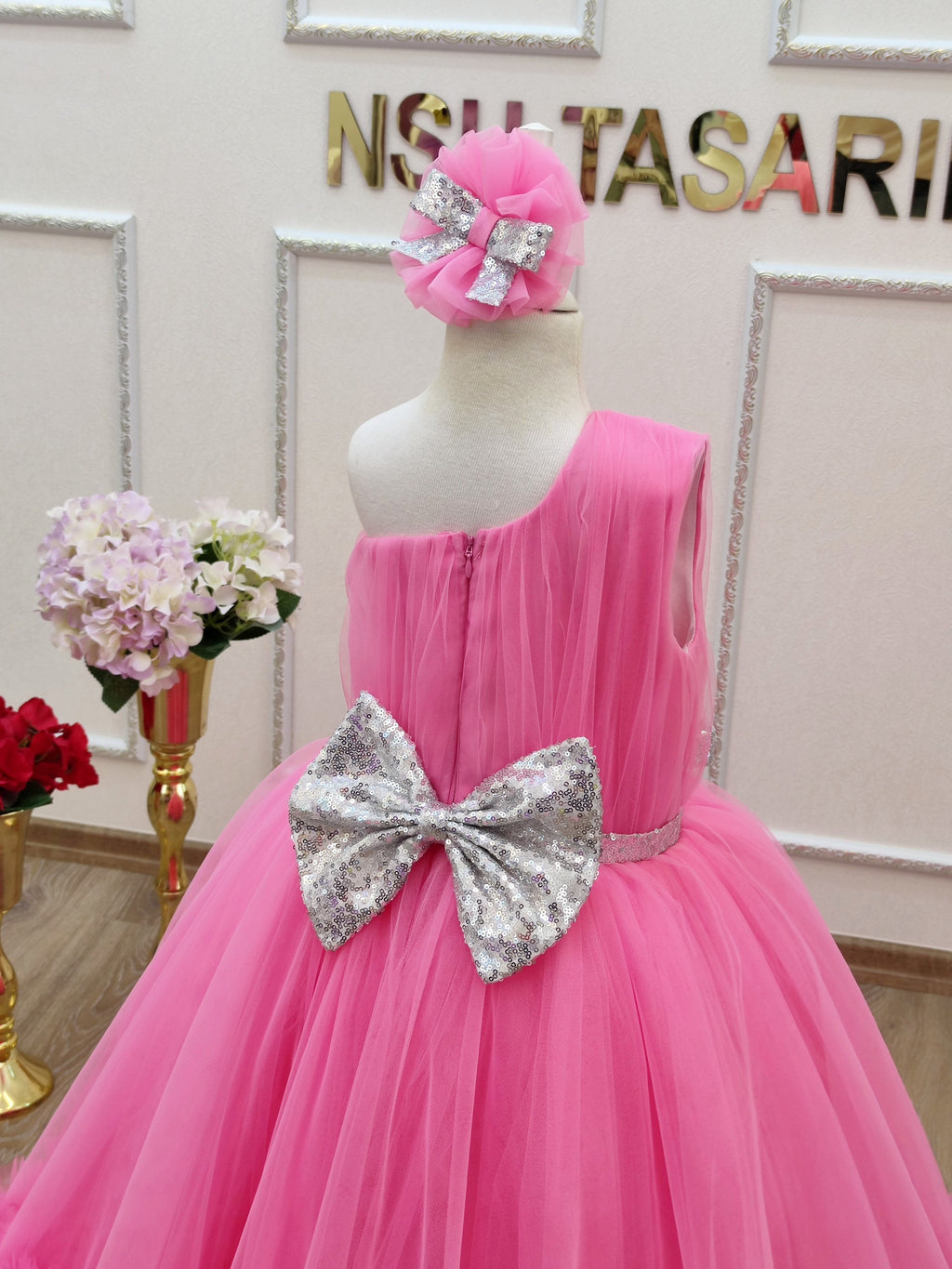 Baby girl dress. Hot pink and silver. Flower girl dress. Party dress. Baby girl Hot pink dress. For special occasion.