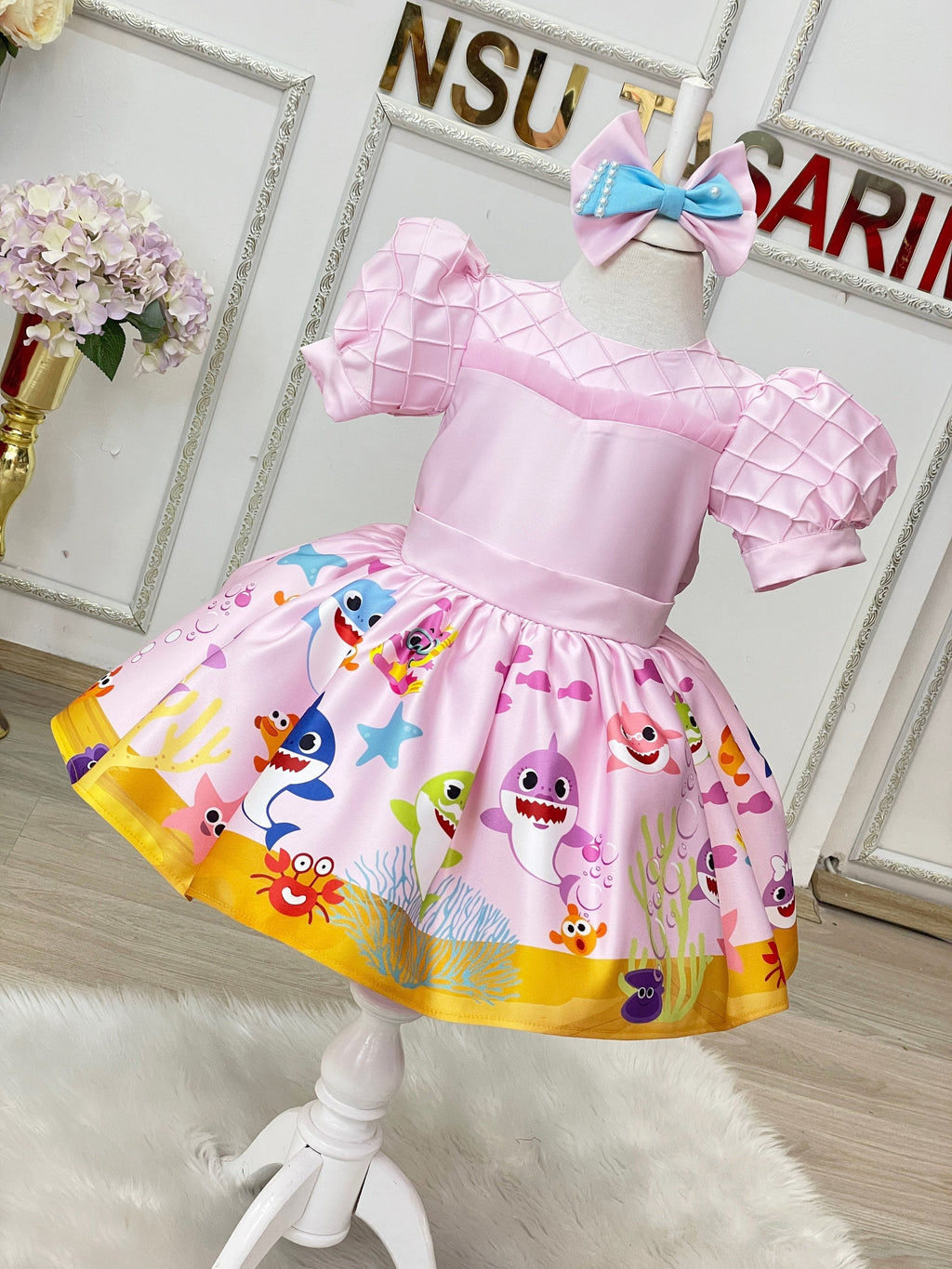 Baby shark dress. Pink baby shark dress.