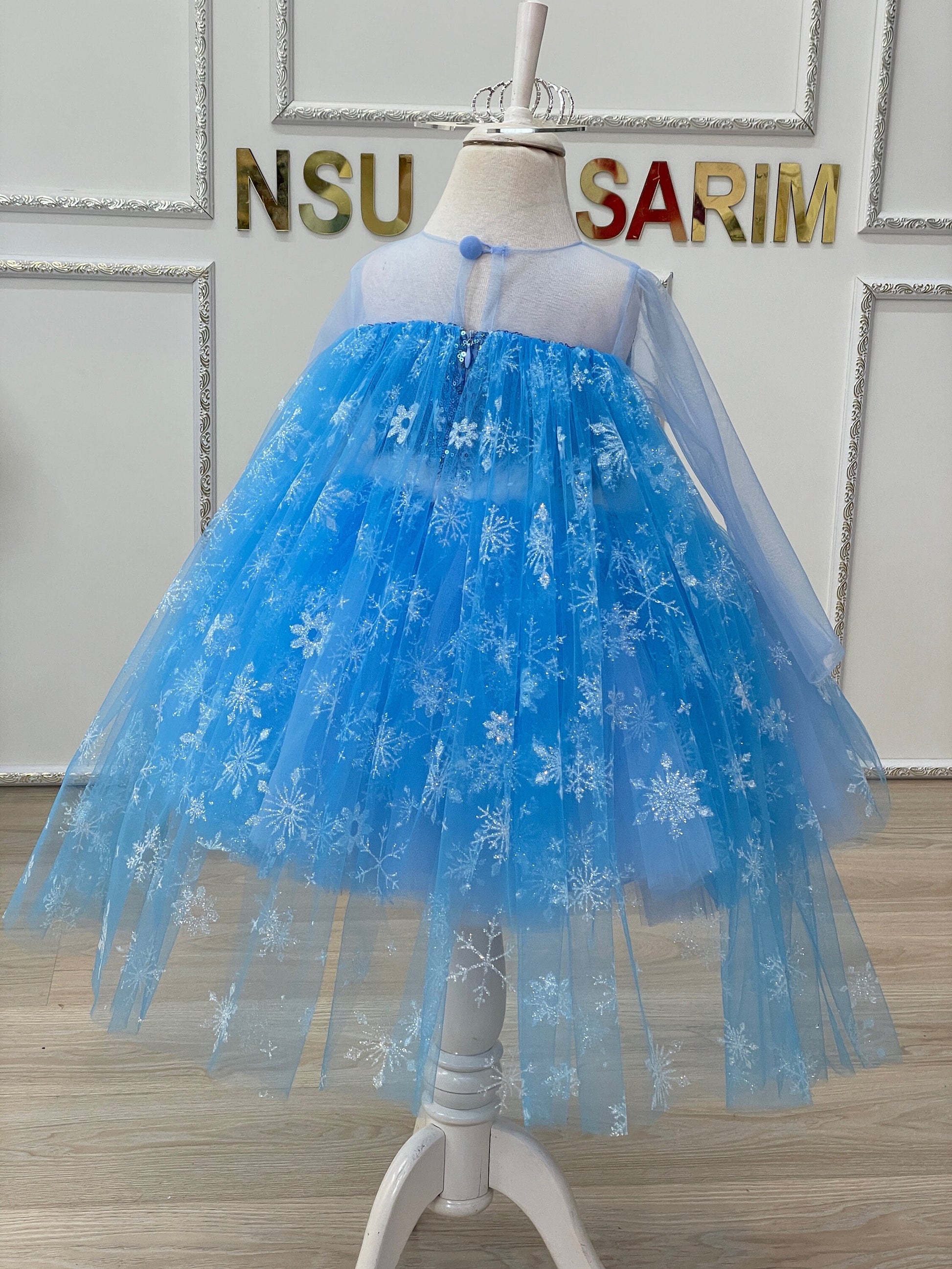 Princess Frozen dress Short Version, Elsa costume, Frozen elsa baby girl dress, Elsa flower girl dress. knee length elsa costume birthday.