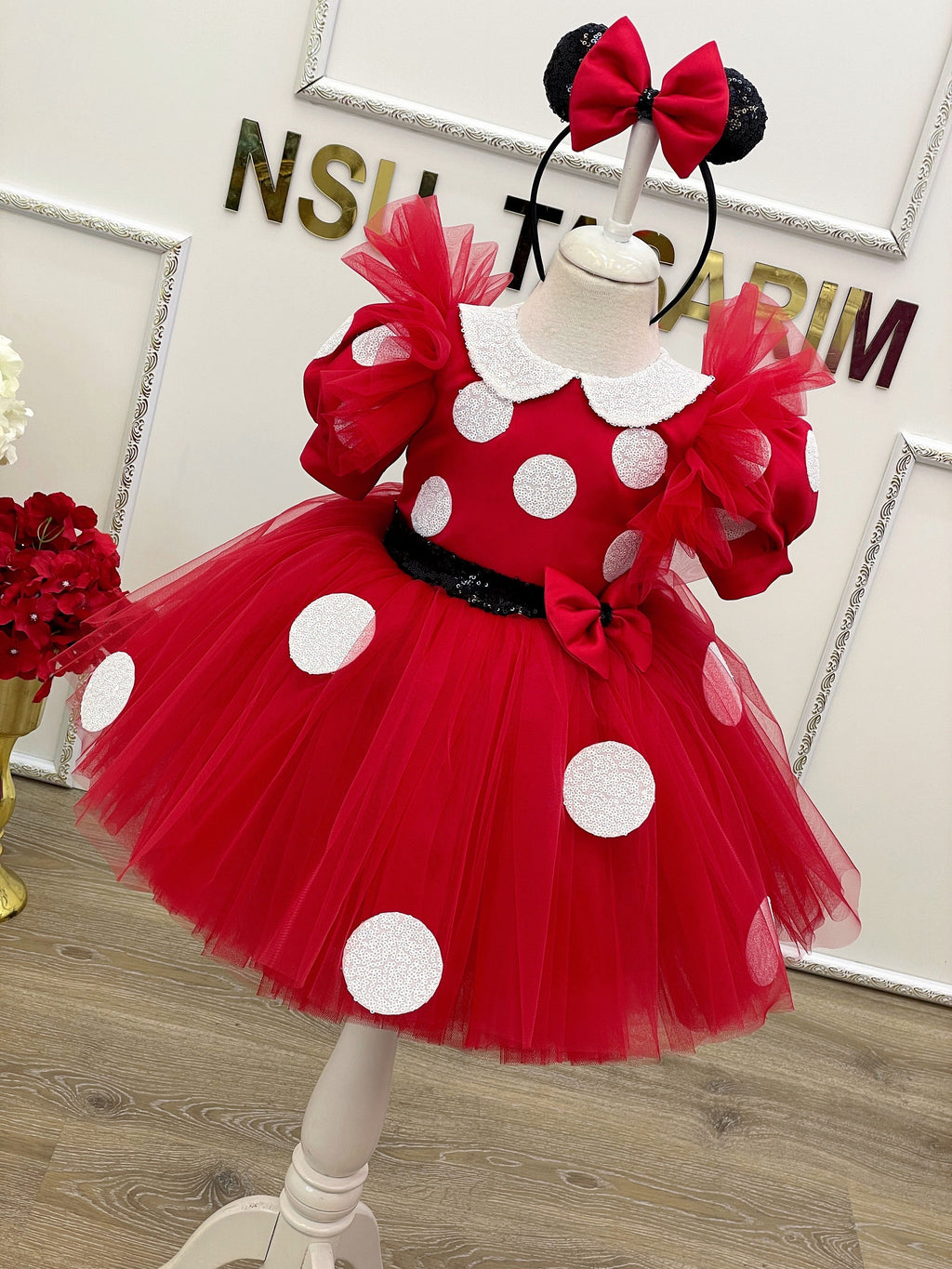 Red Minnie costume. Baby girl Red minnie costume. Brithday minnie dress. Red mouse dress. 1st Birthday dress.