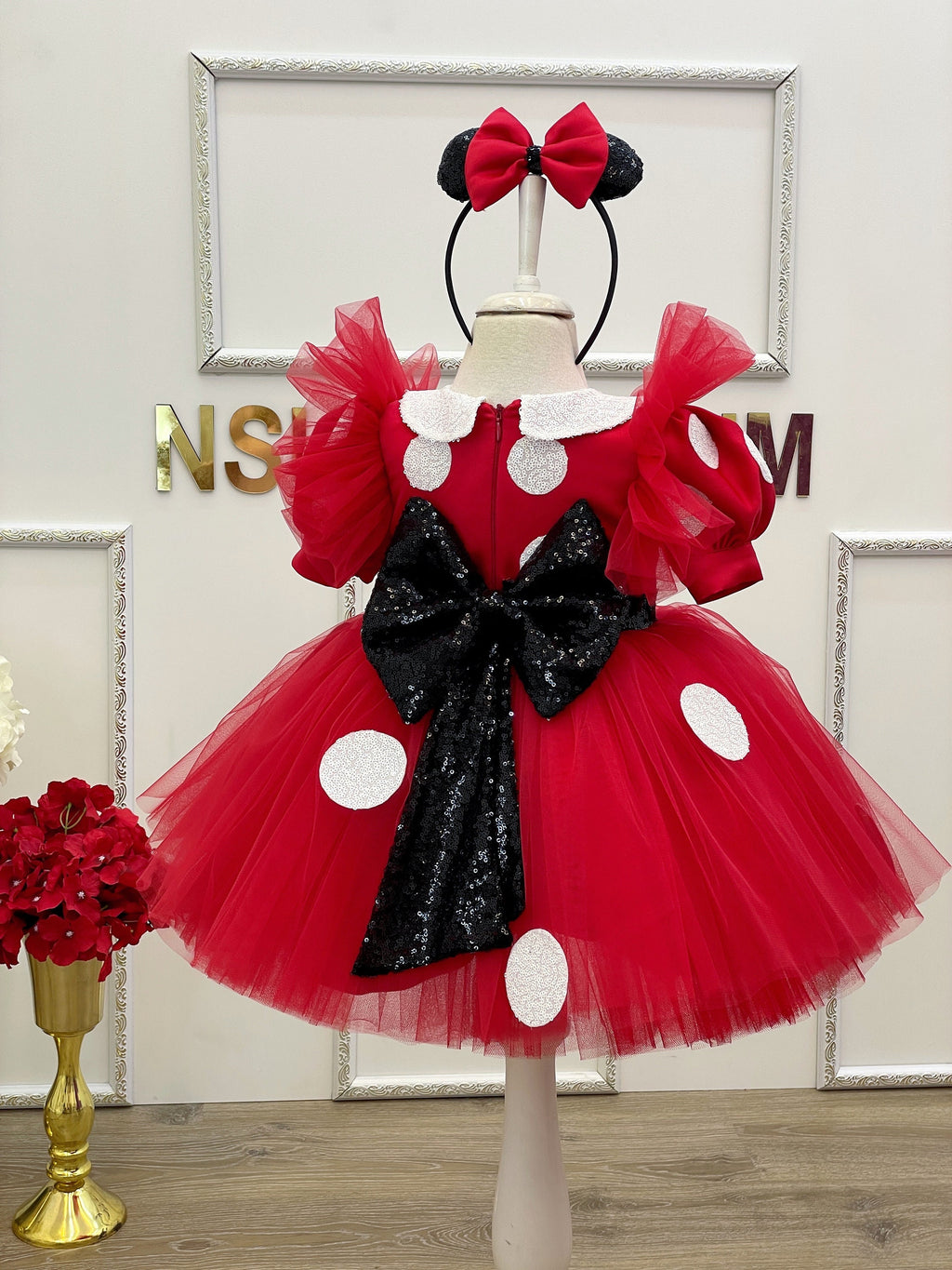 Red Minnie costume. Baby girl Red minnie costume. Brithday minnie dress. Red mouse dress. 1st Birthday dress.
