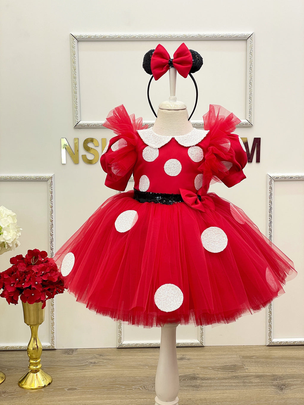 Red Minnie costume. Baby girl Red minnie costume. Brithday minnie dress. Red mouse dress. 1st Birthday dress.