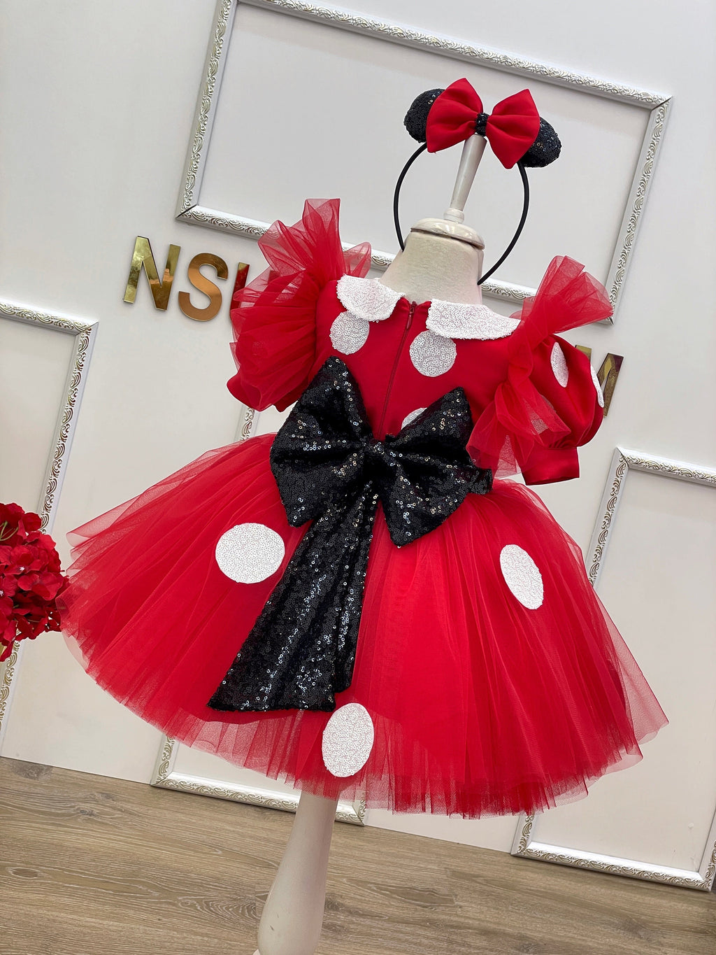 Red Minnie costume. Baby girl Red minnie costume. Brithday minnie dress. Red mouse dress. 1st Birthday dress.