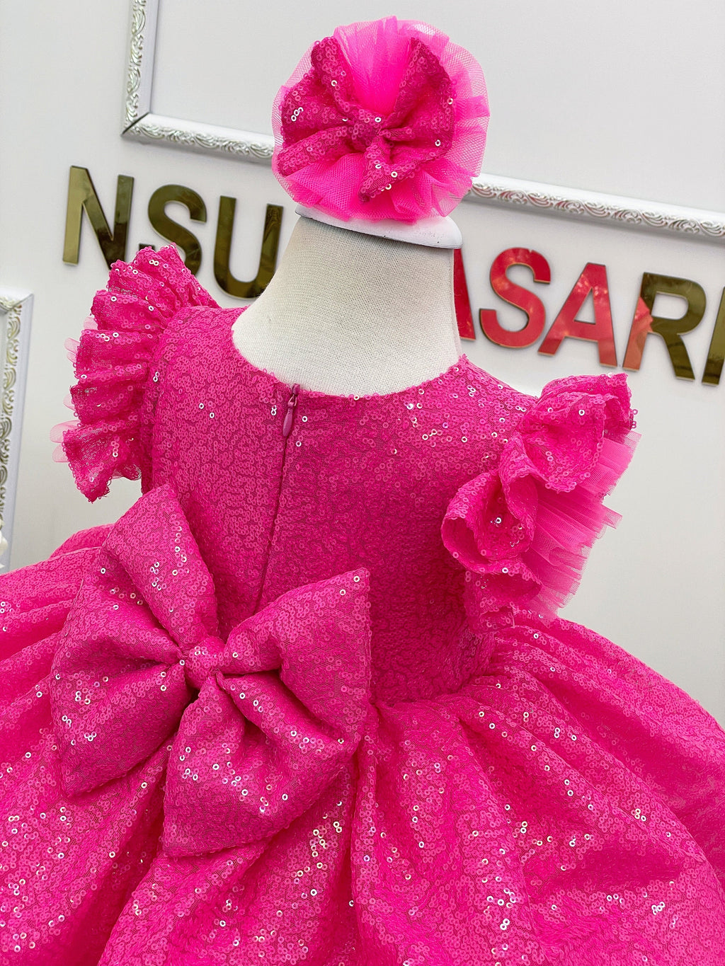Neon fuchsia Baby girl dress. Girl party dress. Sparkle neon fuchsia . For special occasion, barbie theme dress.