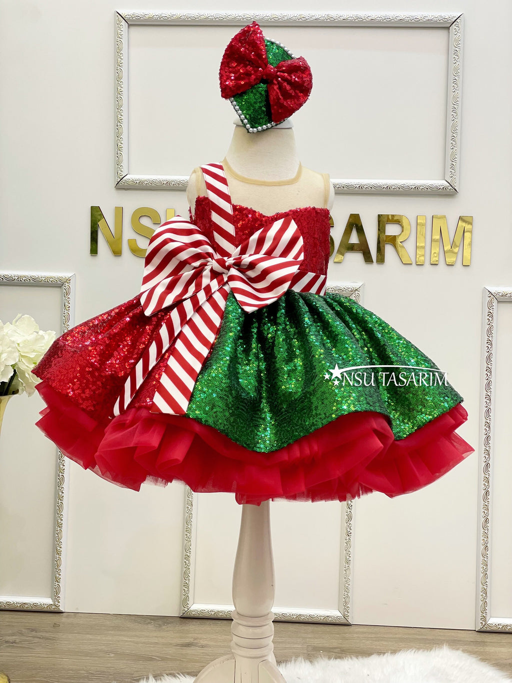 Sparkling Red and Green Sleeveless Christmas Baby Girl Dress Christmas Holiday Dress. Shimmery Christmas Baby Girl Dress. Noel kids dress