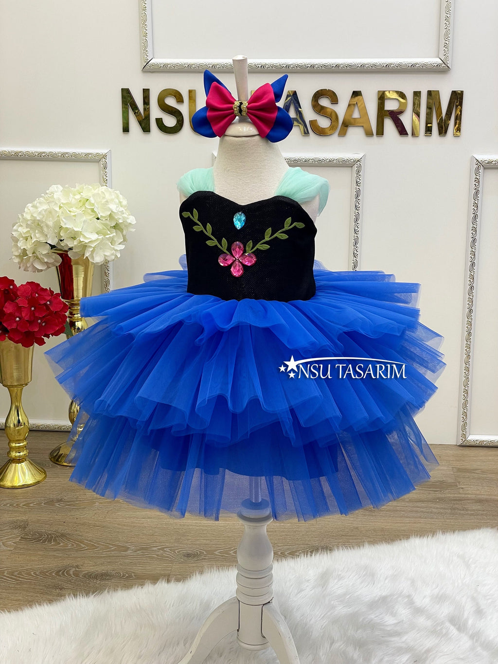 Anna dress front full size