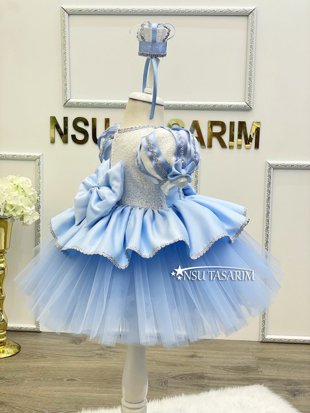 Cinderella Costume left