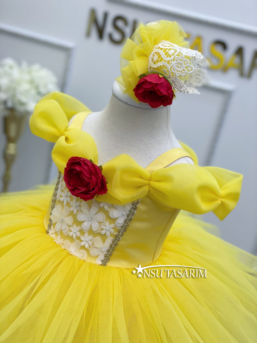 Belle dress front upper part