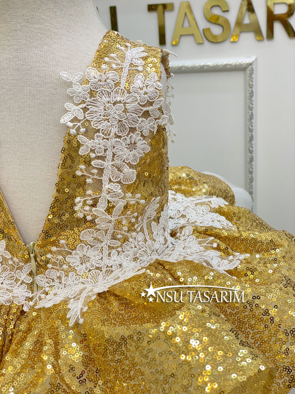 Christmas holiday dress back lace