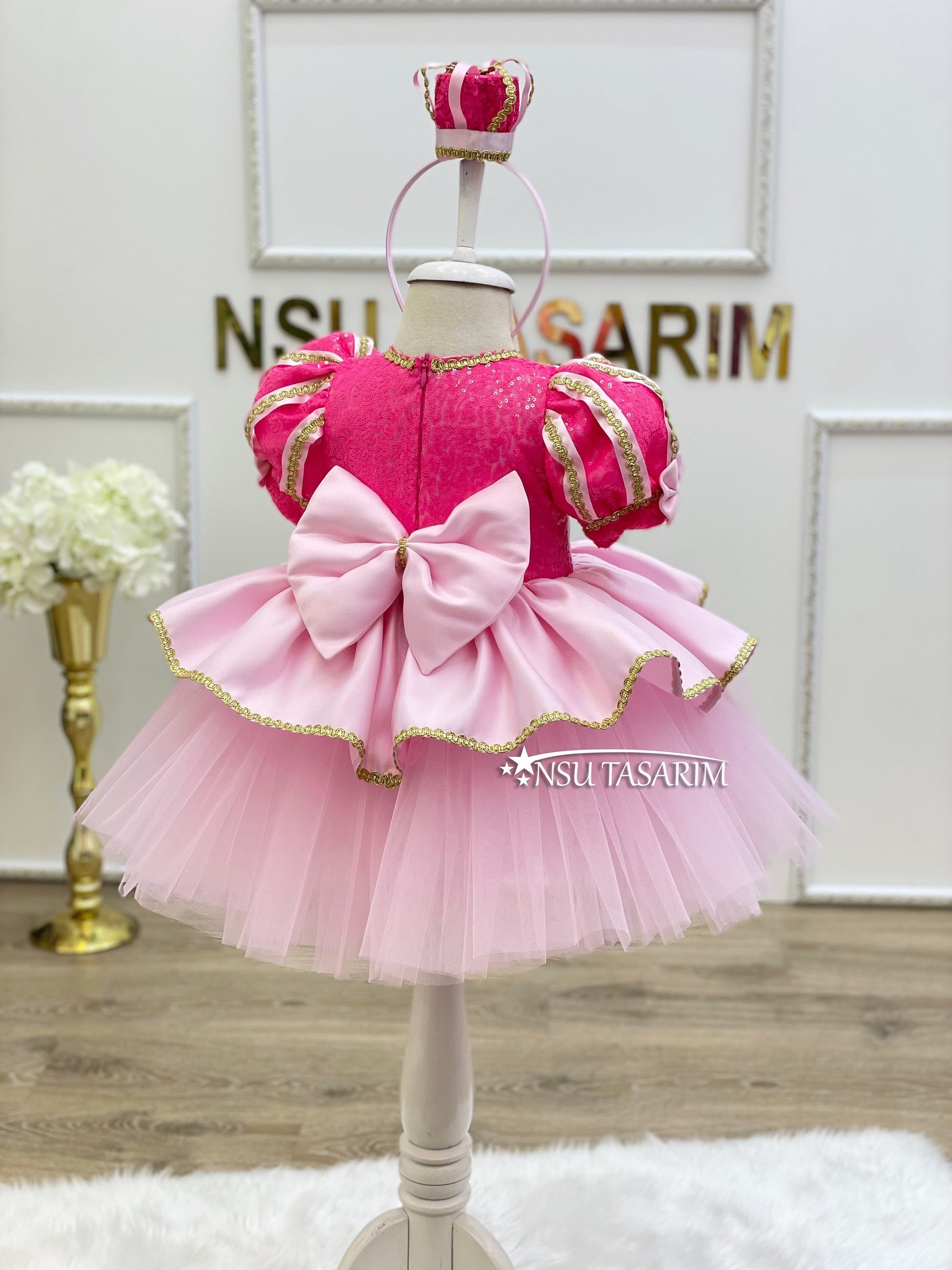 Pink Cinderella Costume. Cinderella Birthday dress. 1st Birthday dress