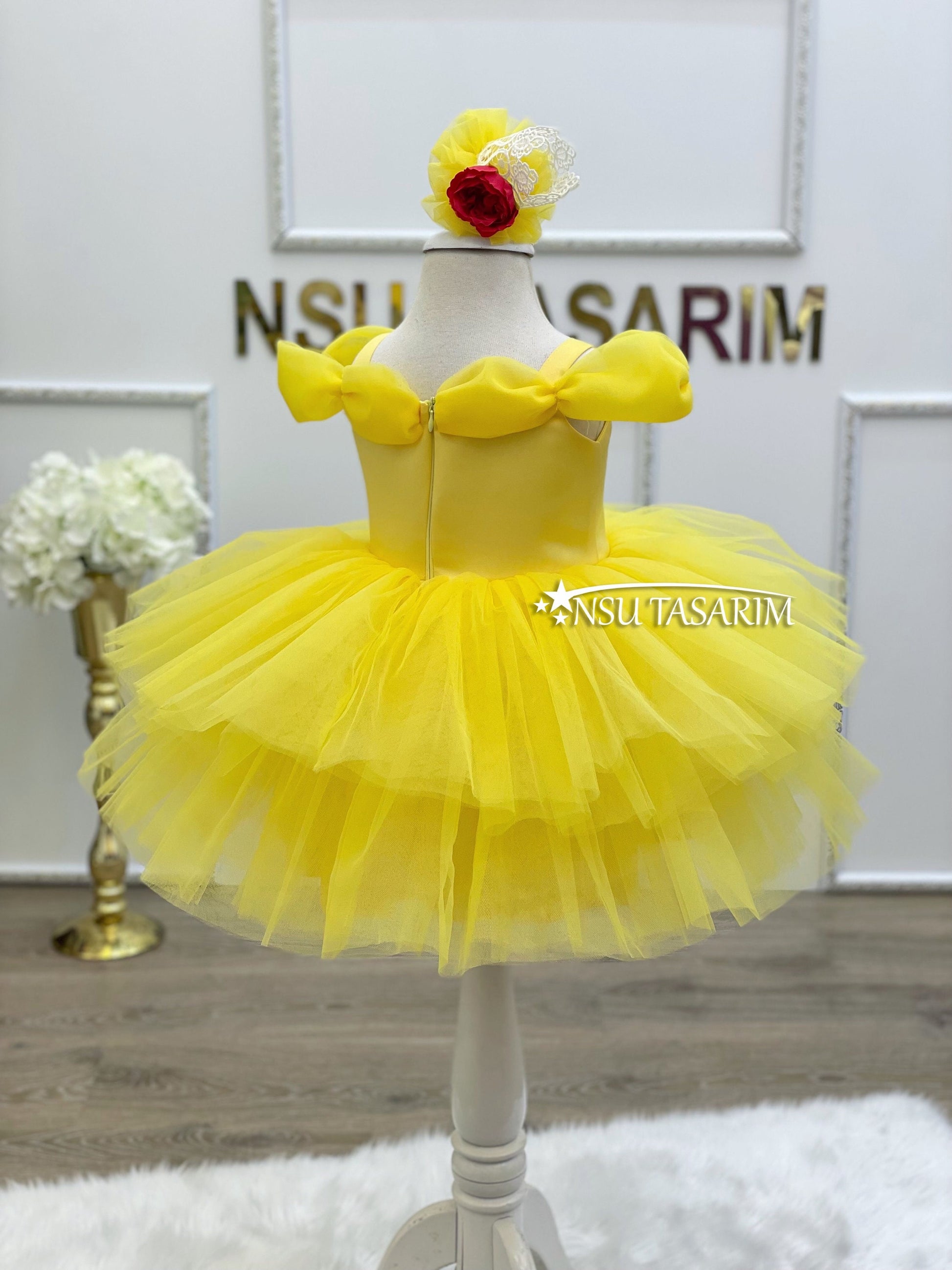 Belle dress back side full size