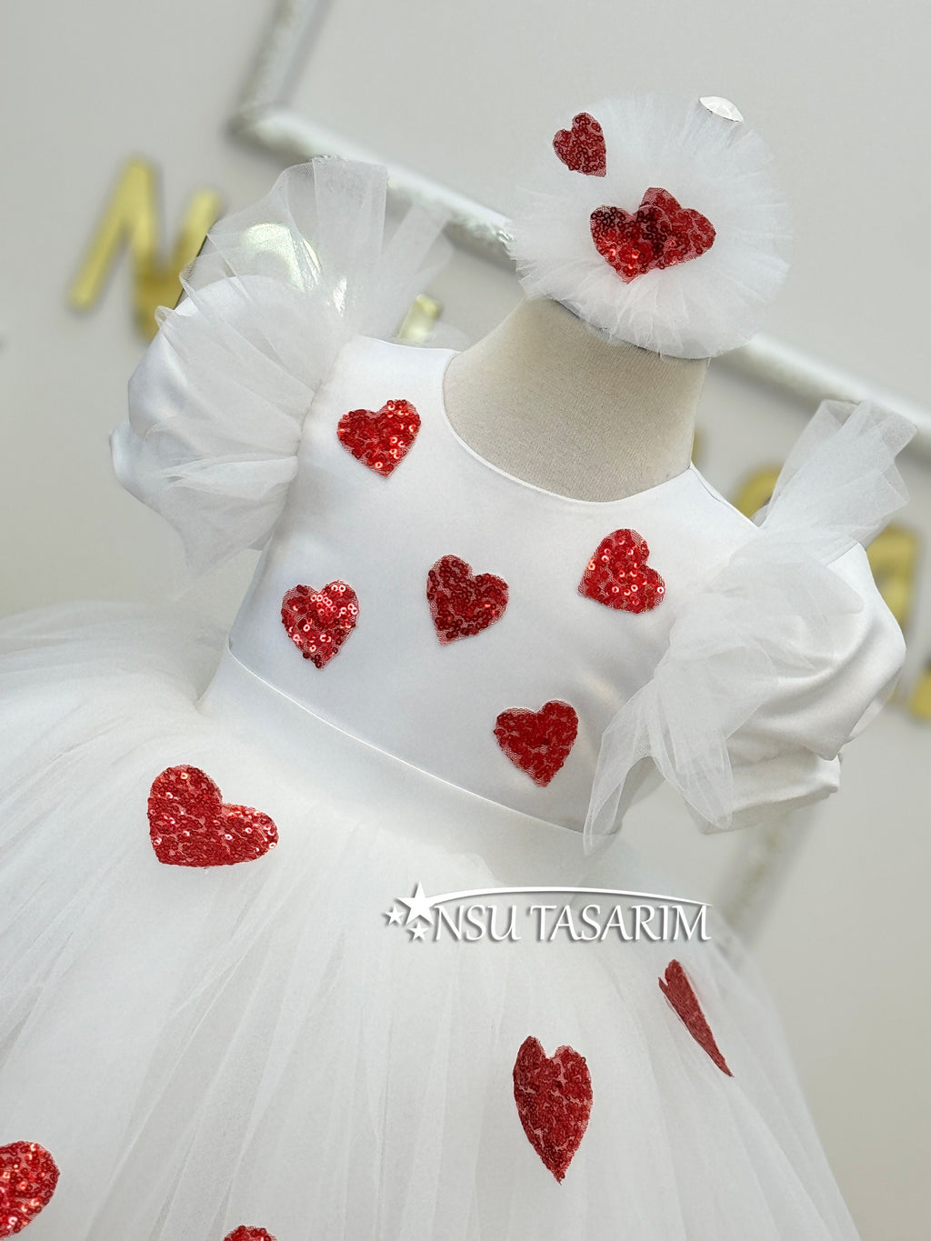 Valentine&#39;s day dress for Baby girl . Knee length heart patterned Valentine&#39;s Day dress.