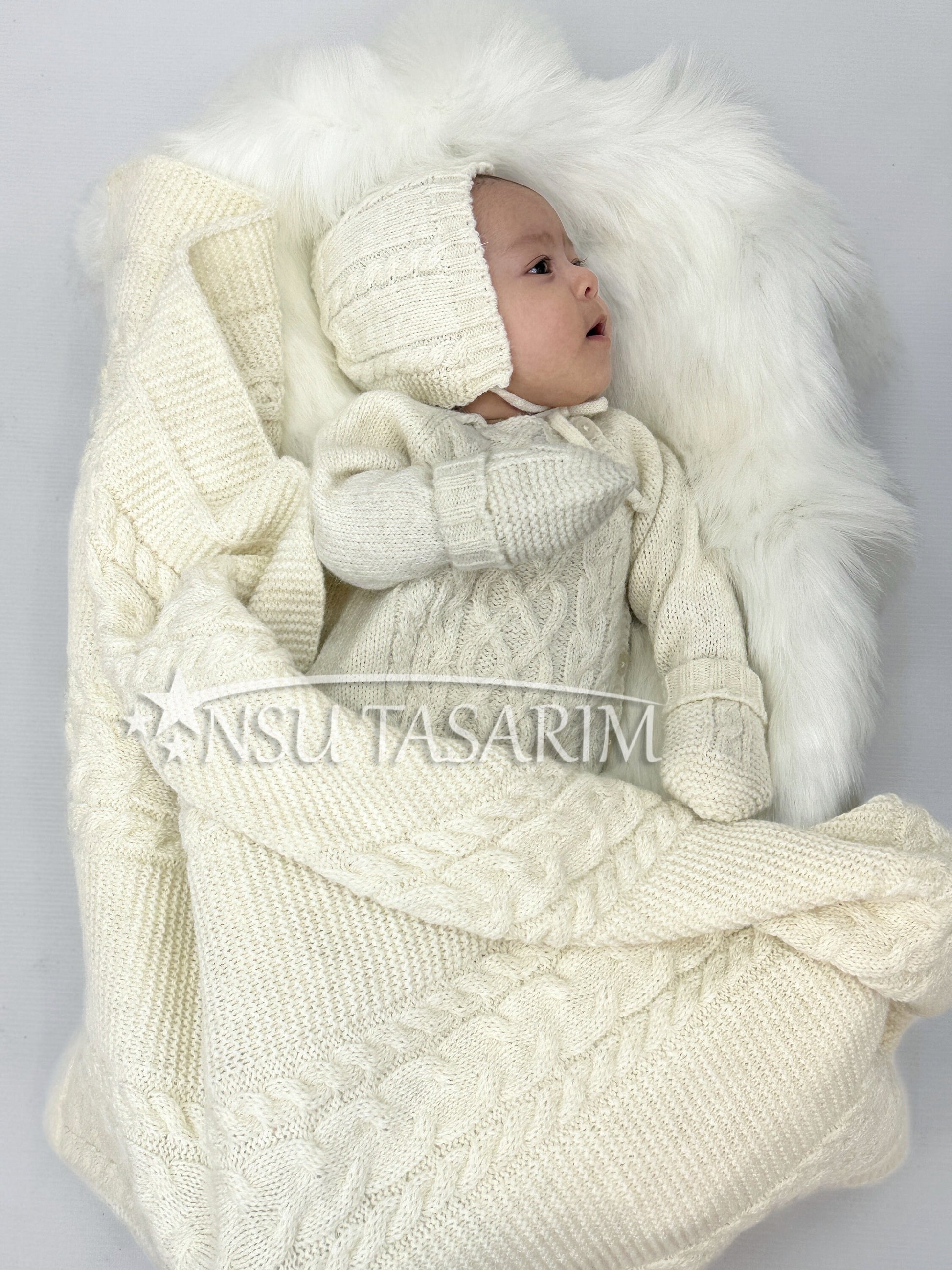 Newborn Knitted Coming Home Outfit, Coming Home Outfit, Newborn Go Home Outfit