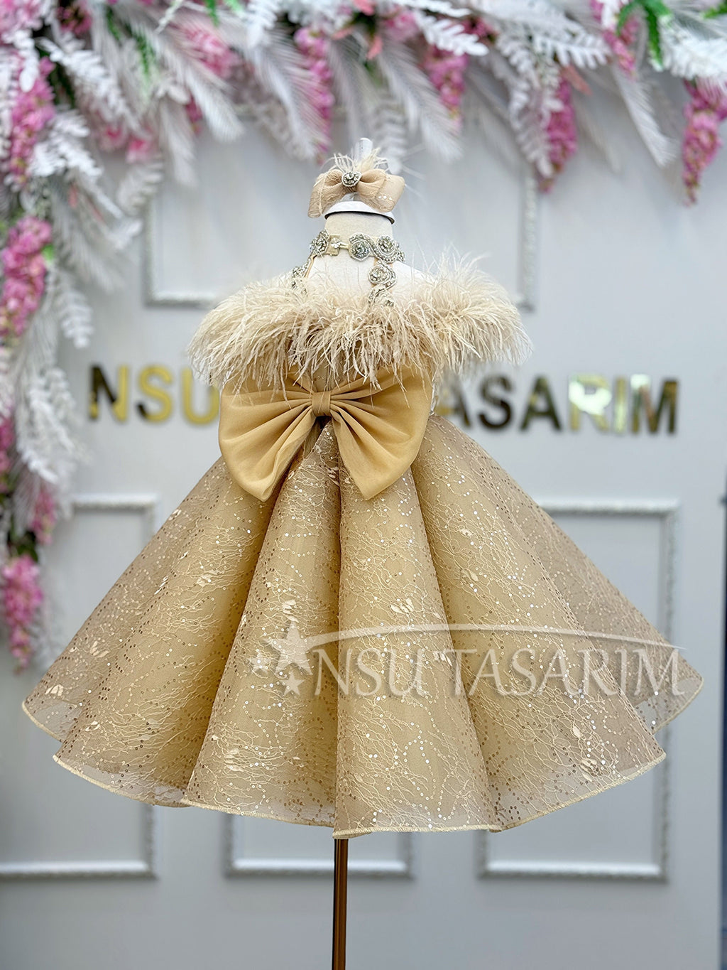 Girl gold lace overlay, Special pleated skirt dress.