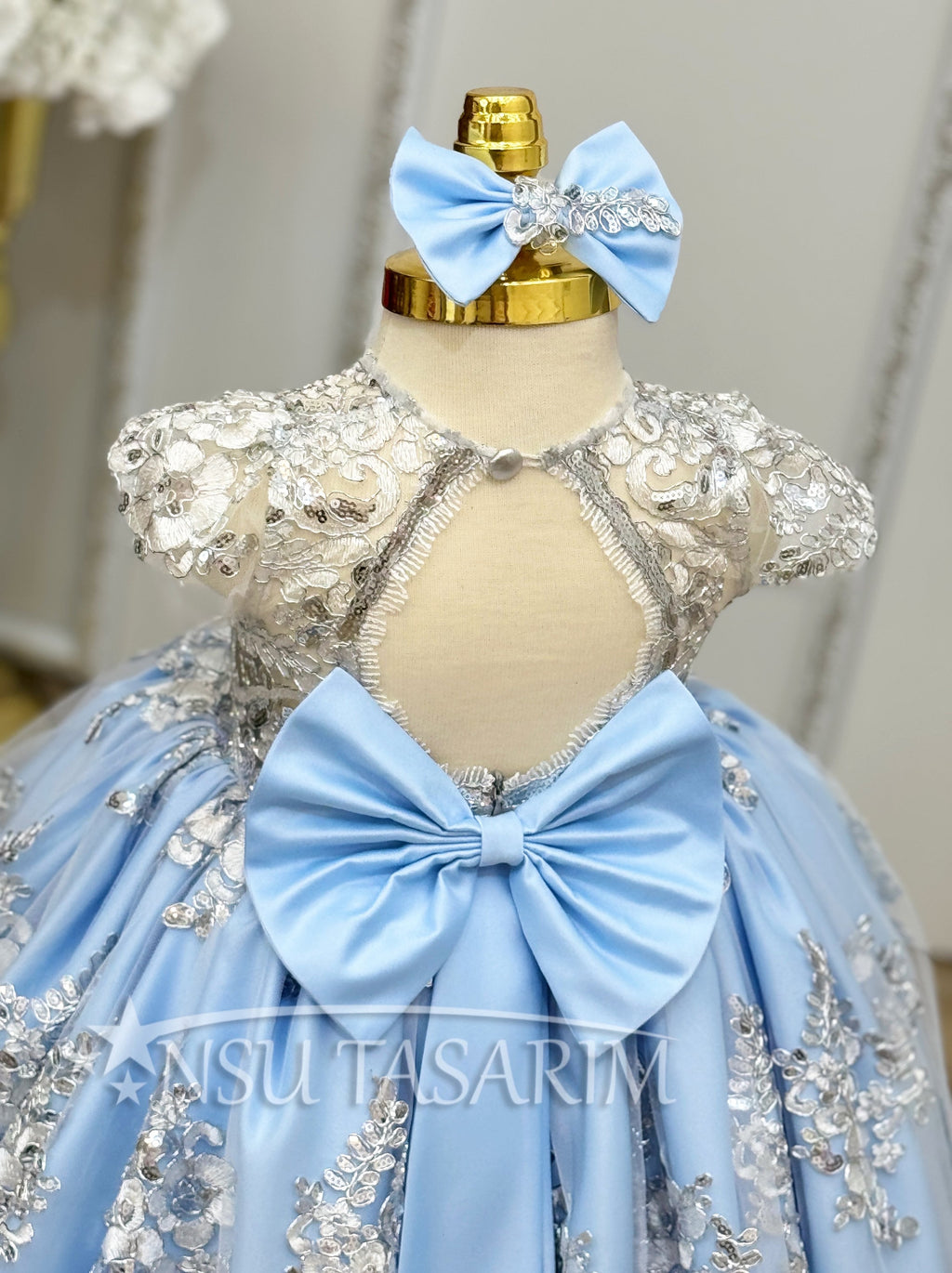 Full lenght Long tail high low, Blue Silver Princess gown, Couture gown Blue