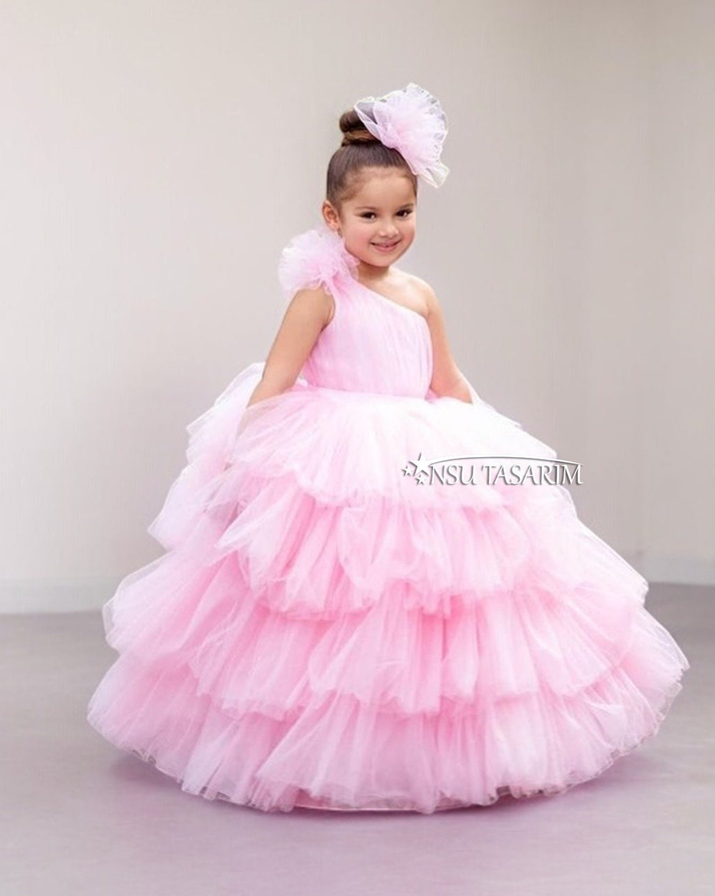Baby girl dress pink for special occasion, long toddler gown, Pink princess gown, couture gown. Handmade!