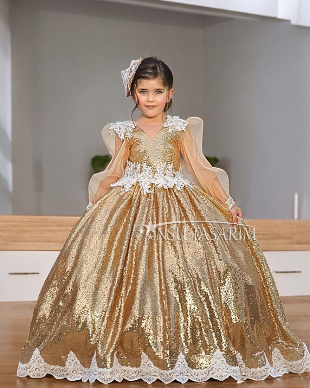 Girl gold sparkle dress. Gold sequin dress. For special occasion, long toddler gown, princess gown dress.