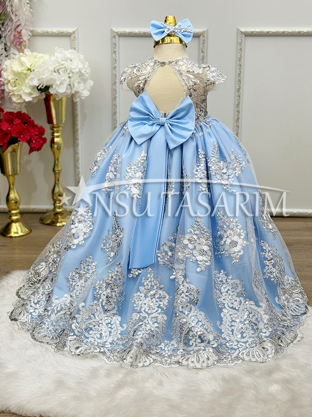 Full lenght Long tail high low, Blue Silver Princess gown, Couture gown Blue