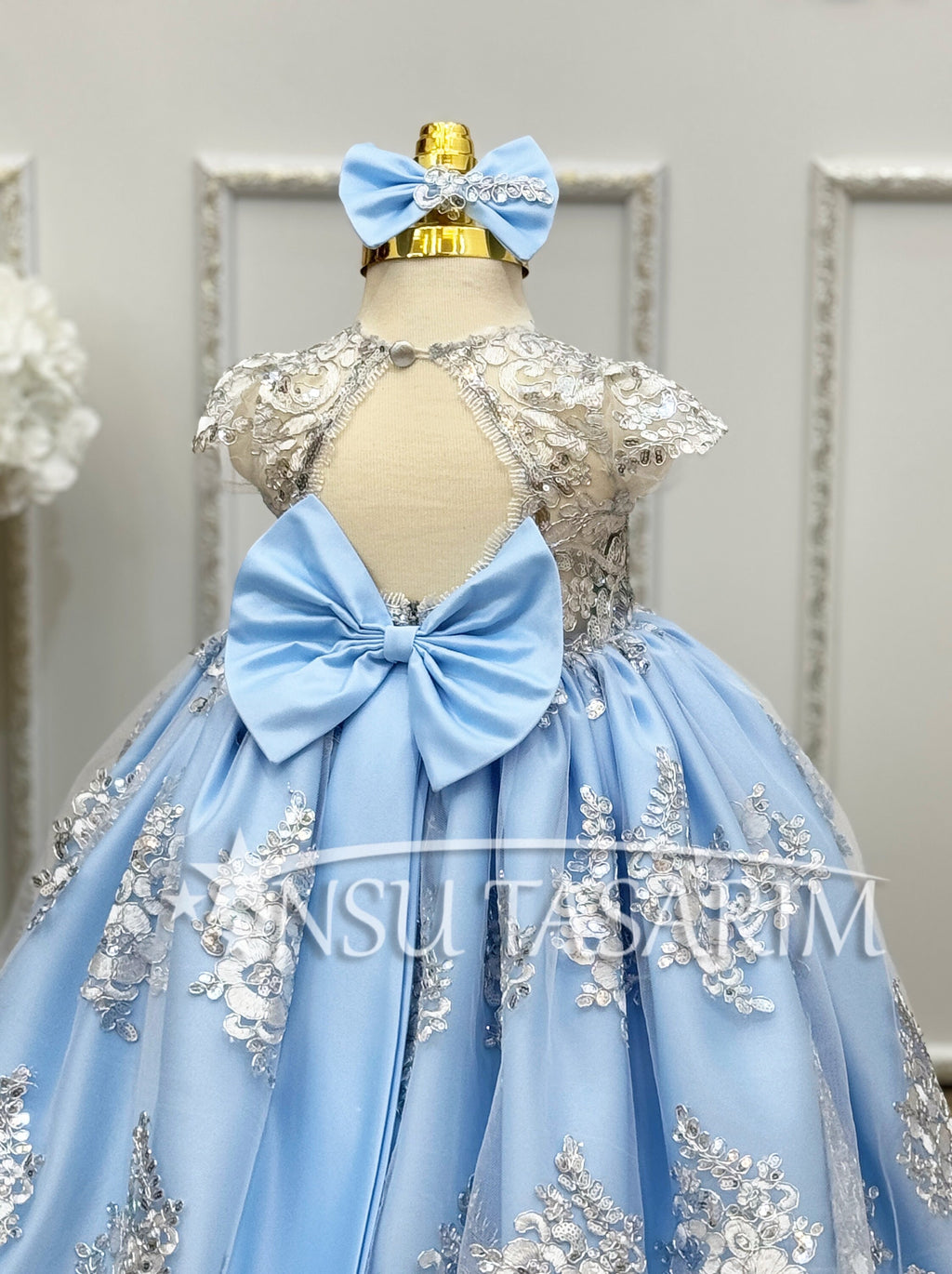 Full lenght Long tail high low, Blue Silver Princess gown, Couture gown Blue